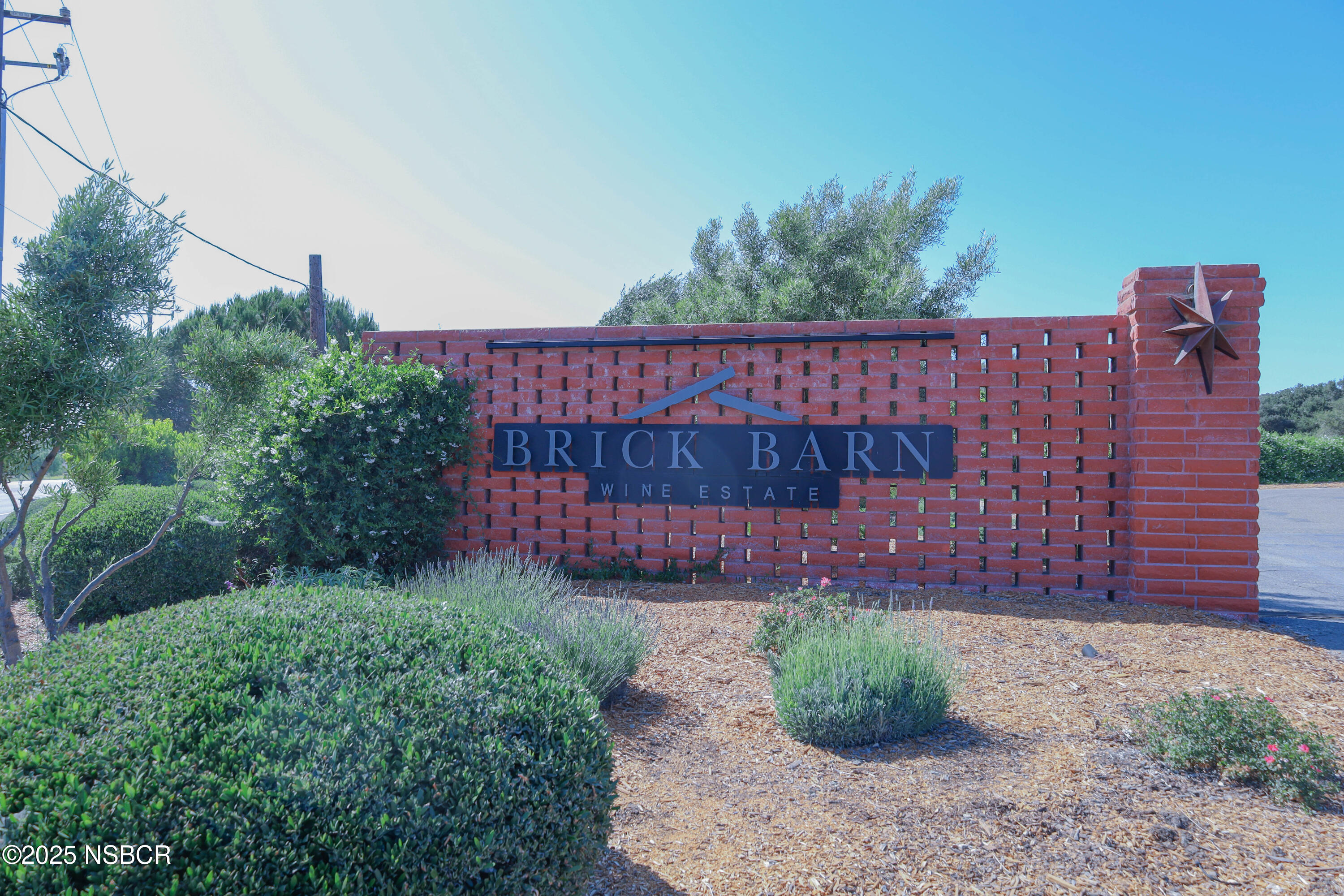 433 Dania Avenue