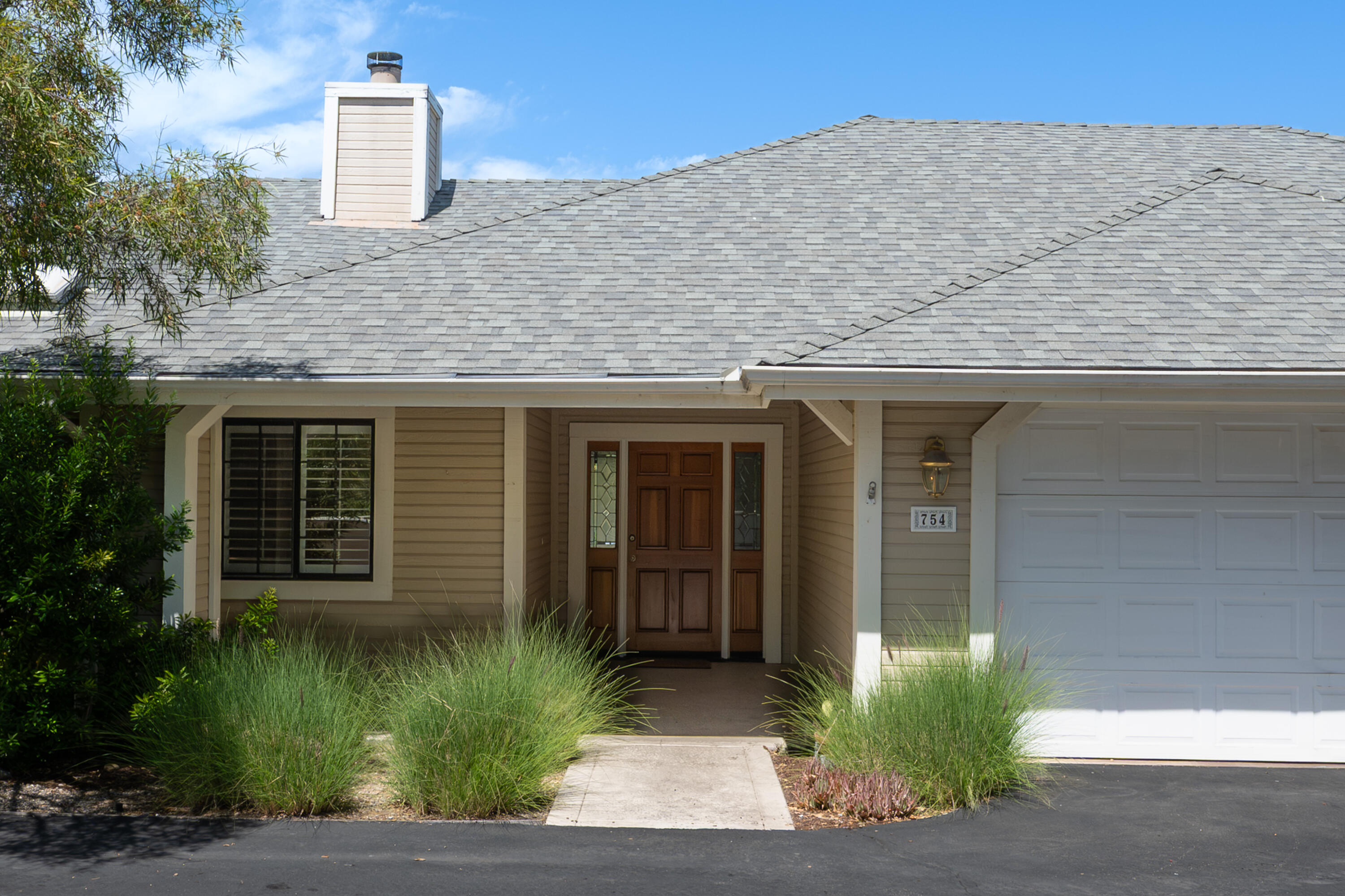 754 Hillside Drive