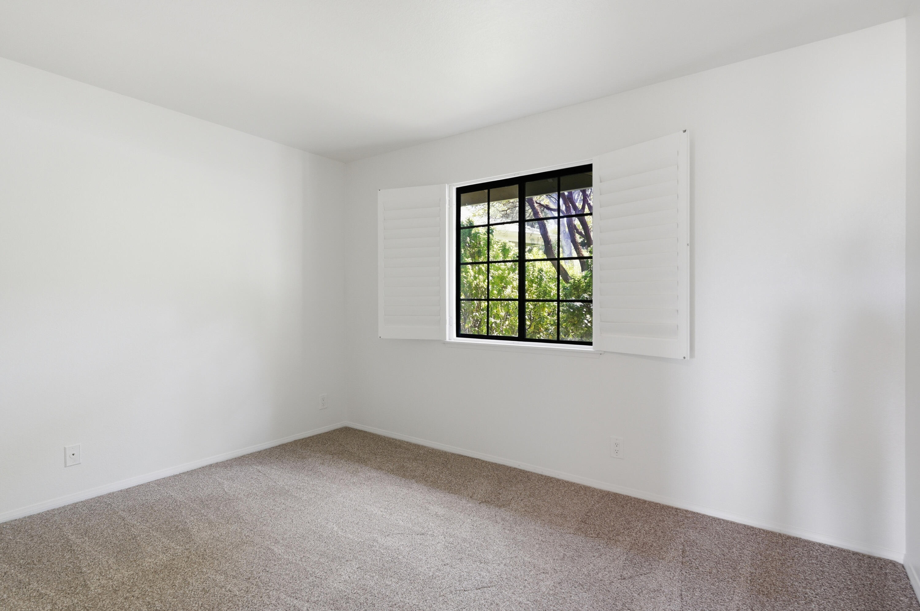 754 Hillside Drive