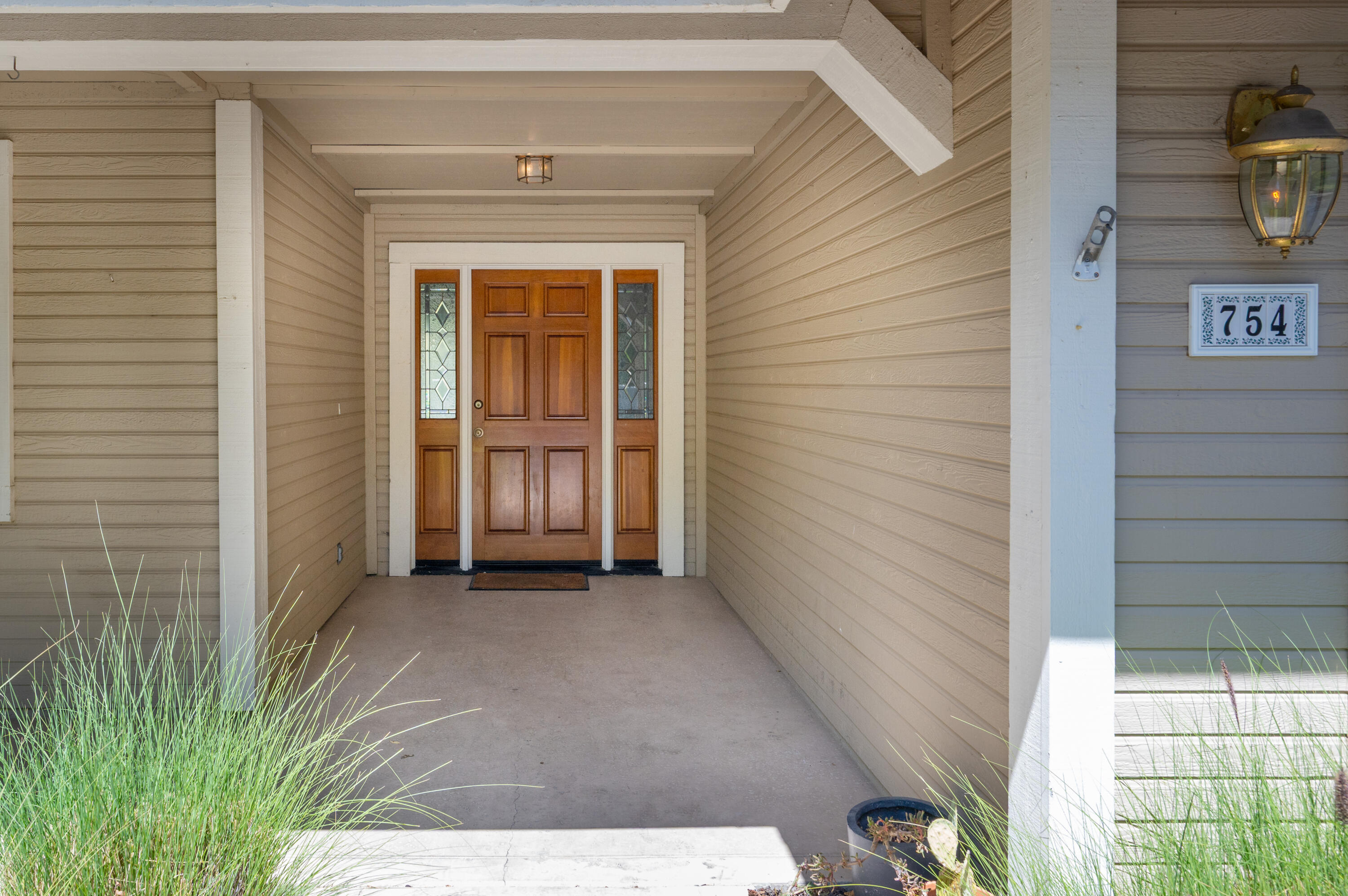 754 Hillside Drive