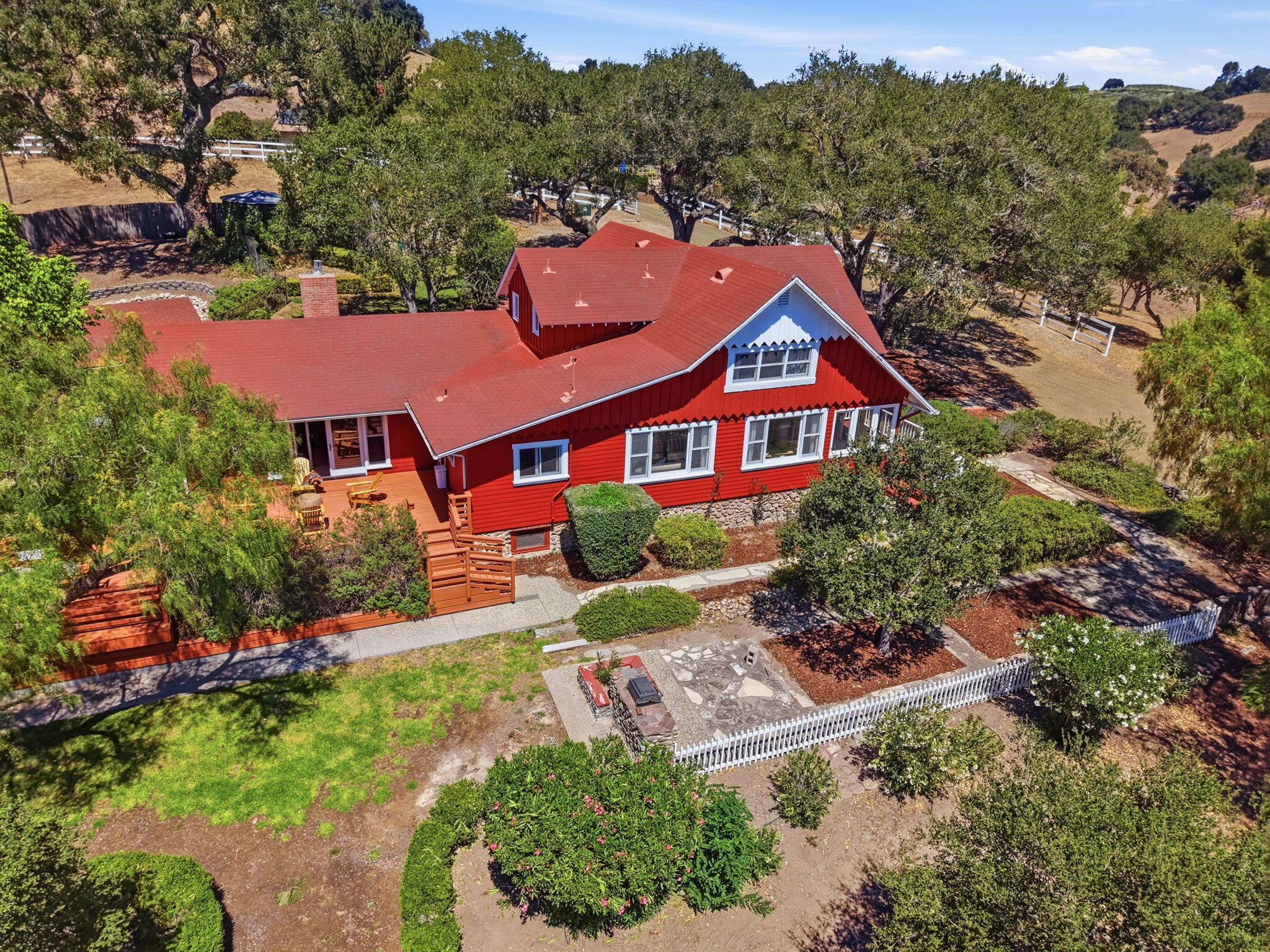1245 Fredensborg Canyon Road