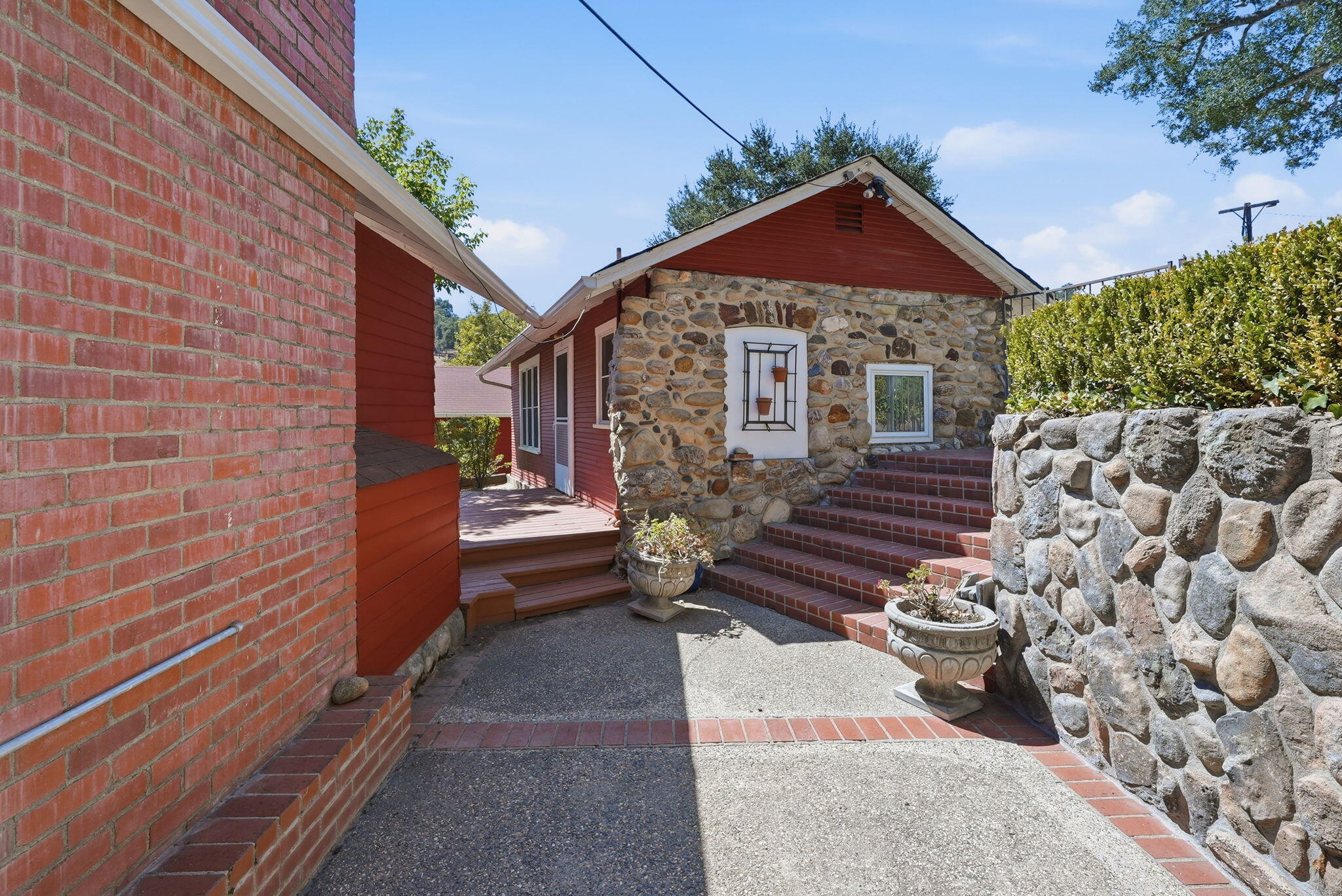 1245 Fredensborg Canyon Road