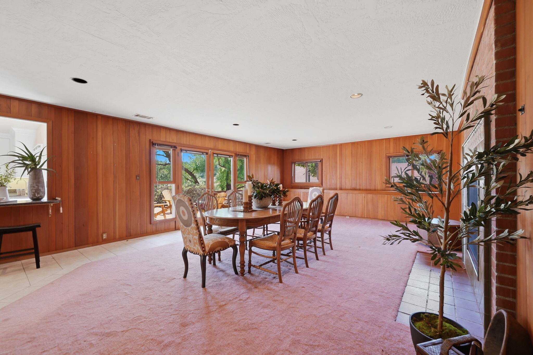 1245 Fredensborg Canyon Road