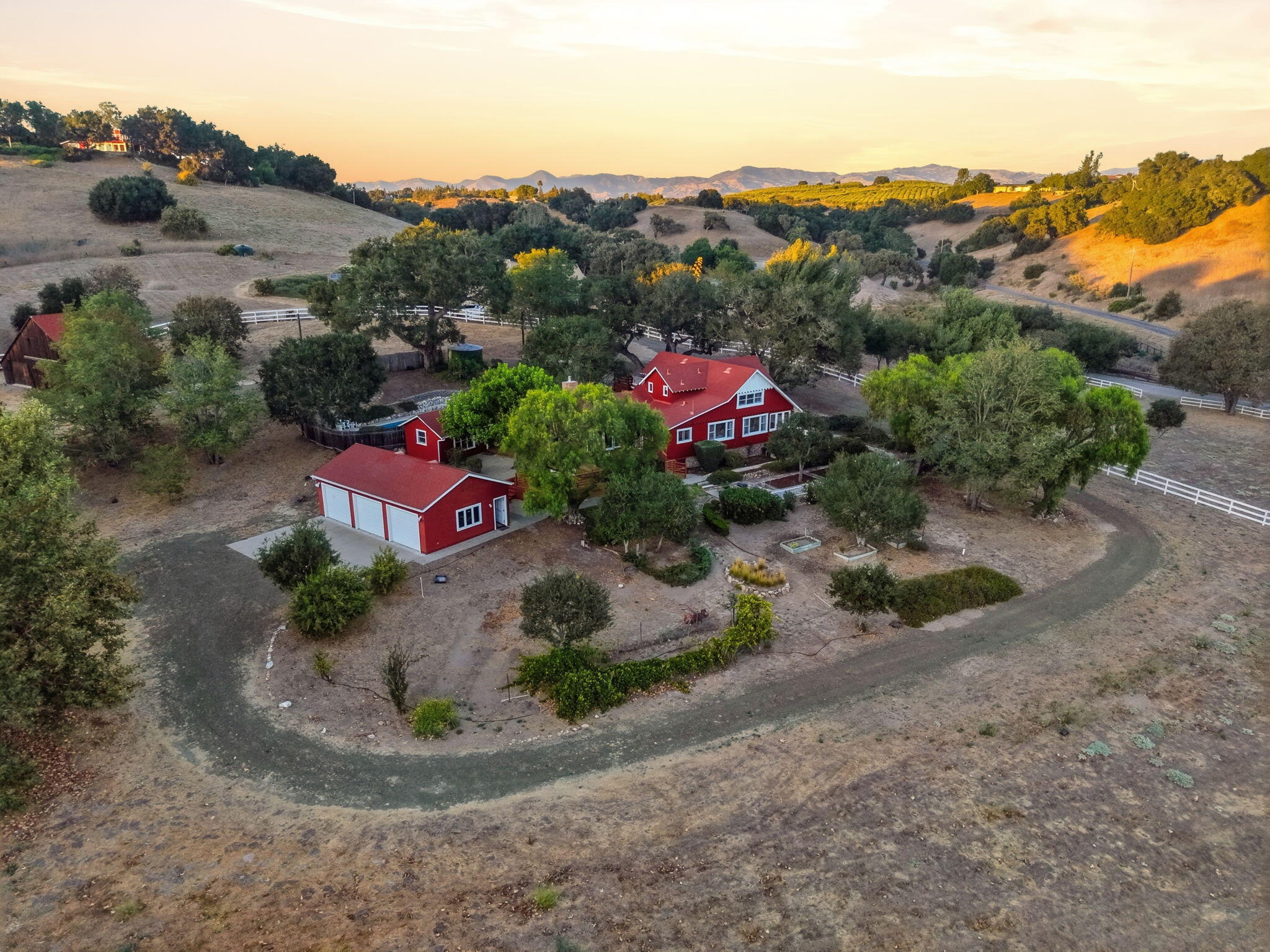 1245 Fredensborg Canyon Road