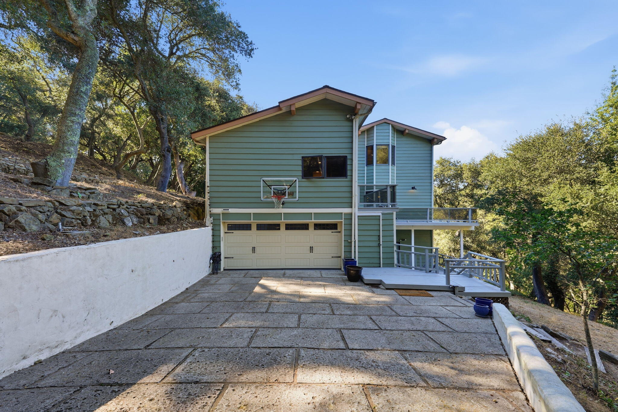 5150 E Camino Cielo