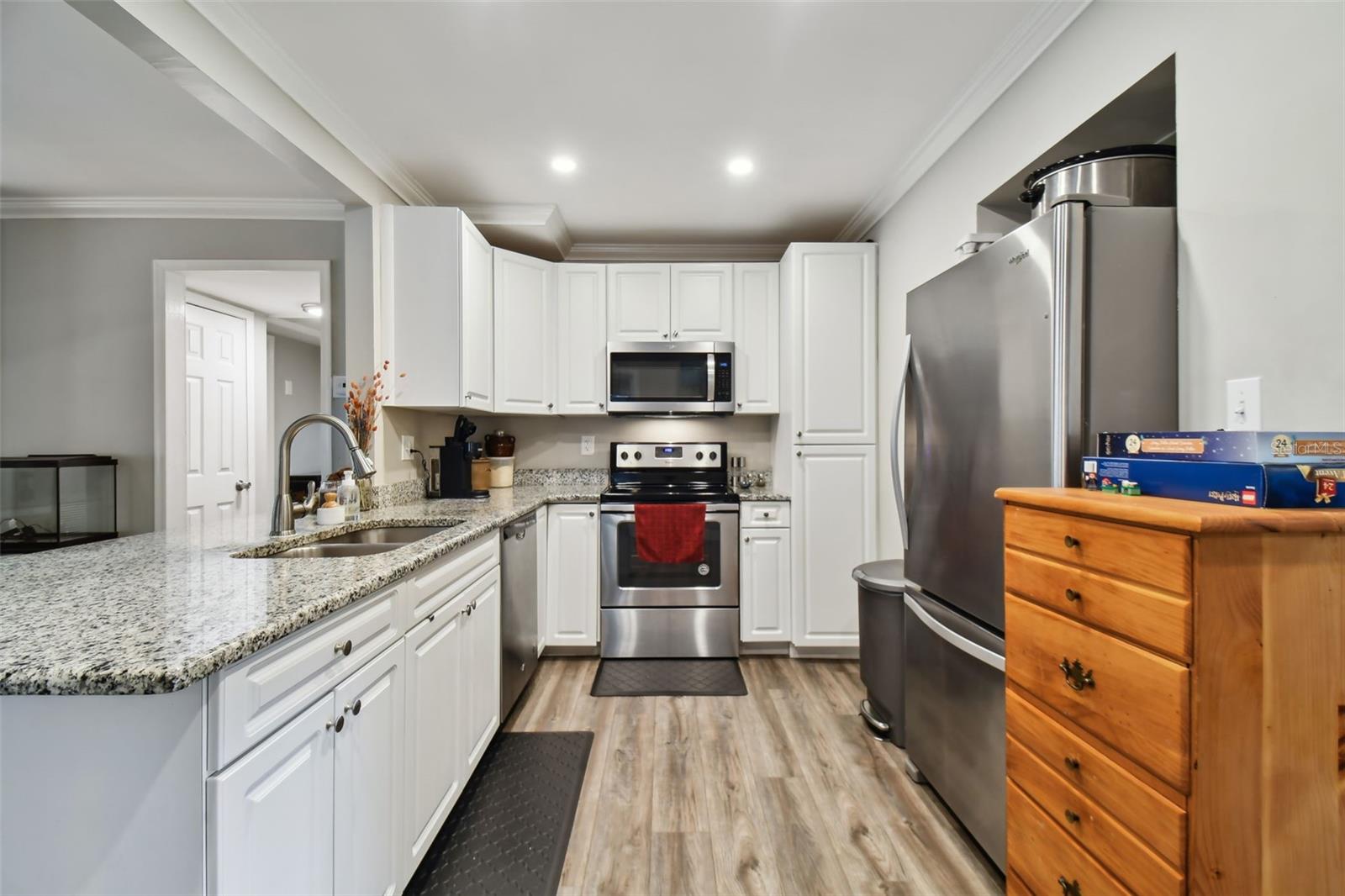 1715 W FOLLOWTHRU DRIVE