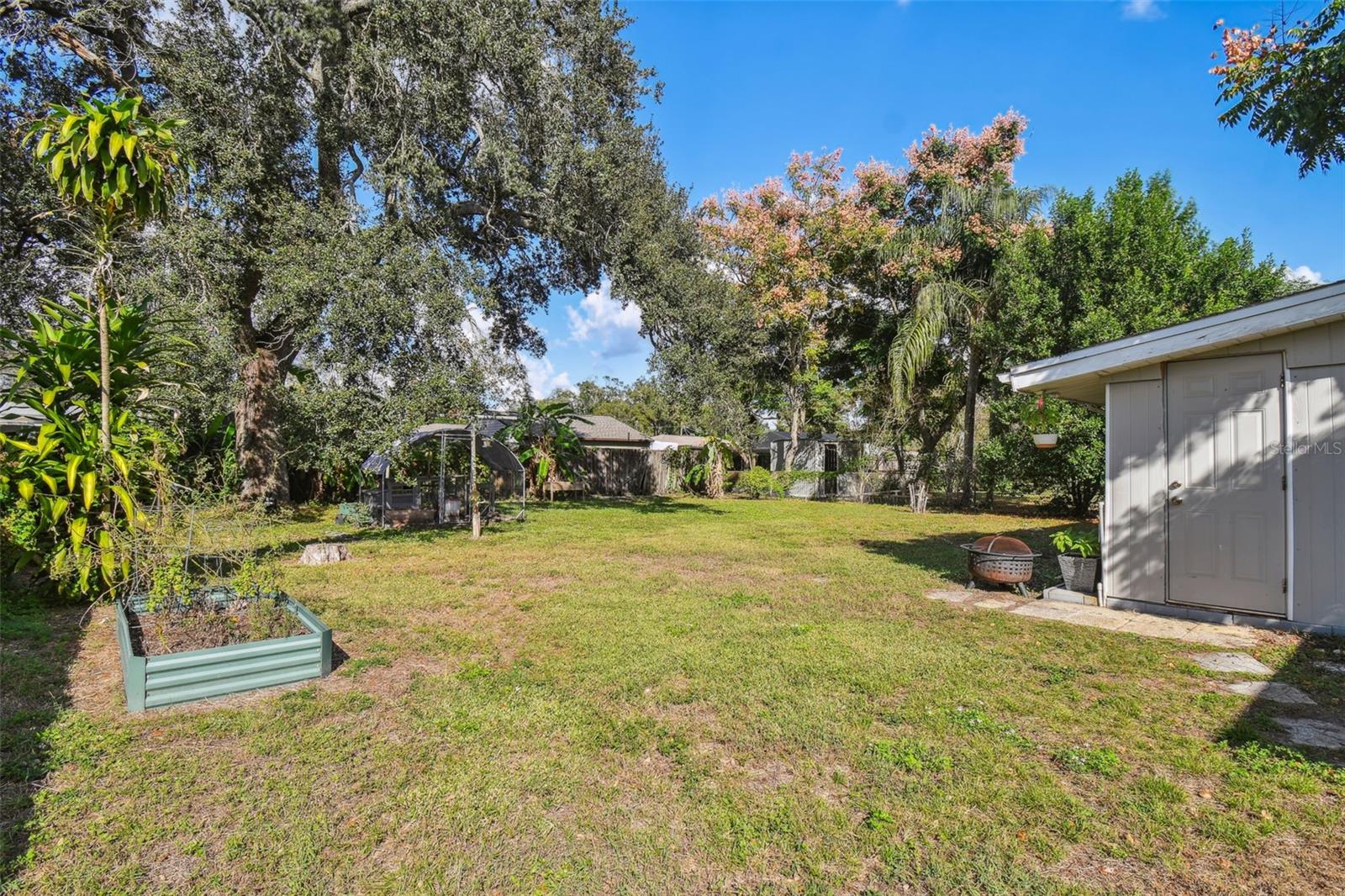 1715 W FOLLOWTHRU DRIVE