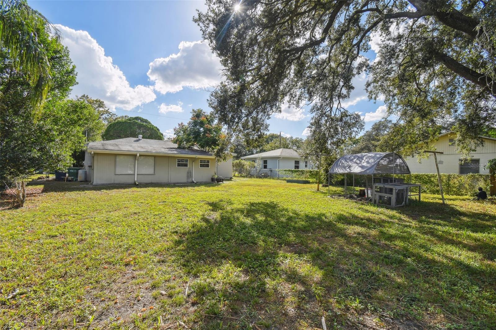 1715 W FOLLOWTHRU DRIVE