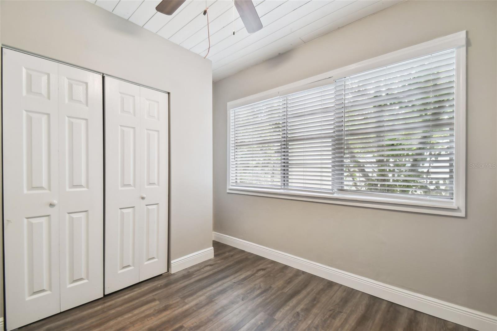 1715 W FOLLOWTHRU DRIVE