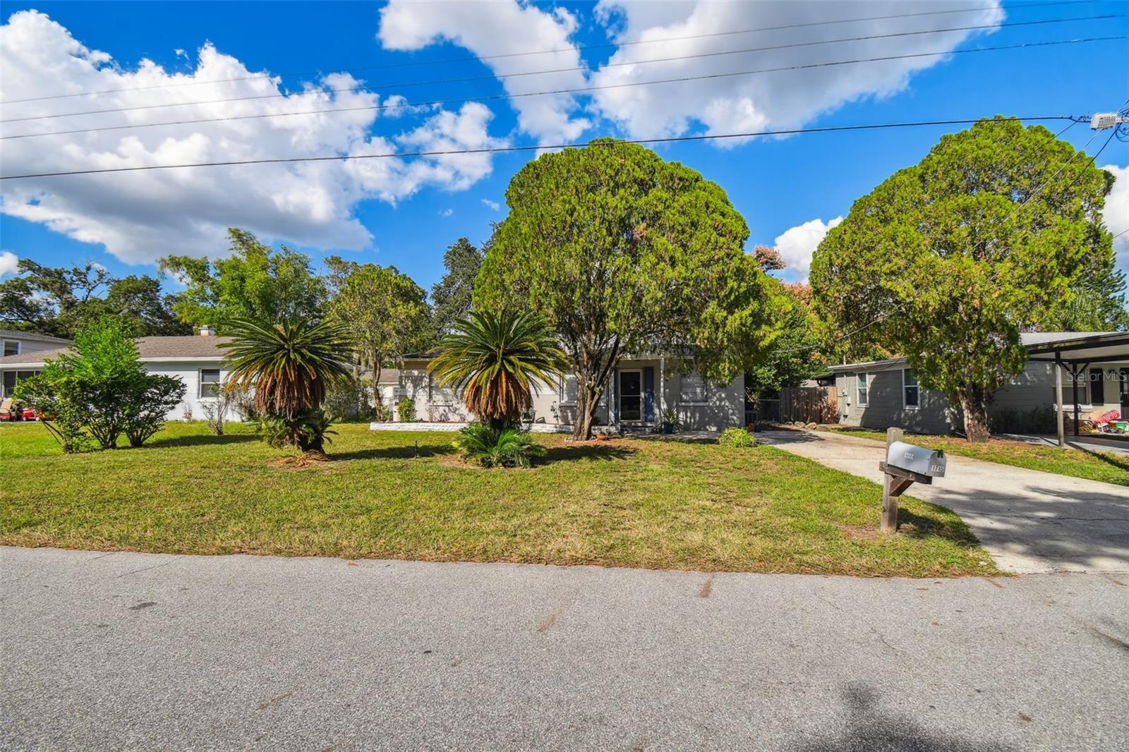 1715 W FOLLOWTHRU DRIVE