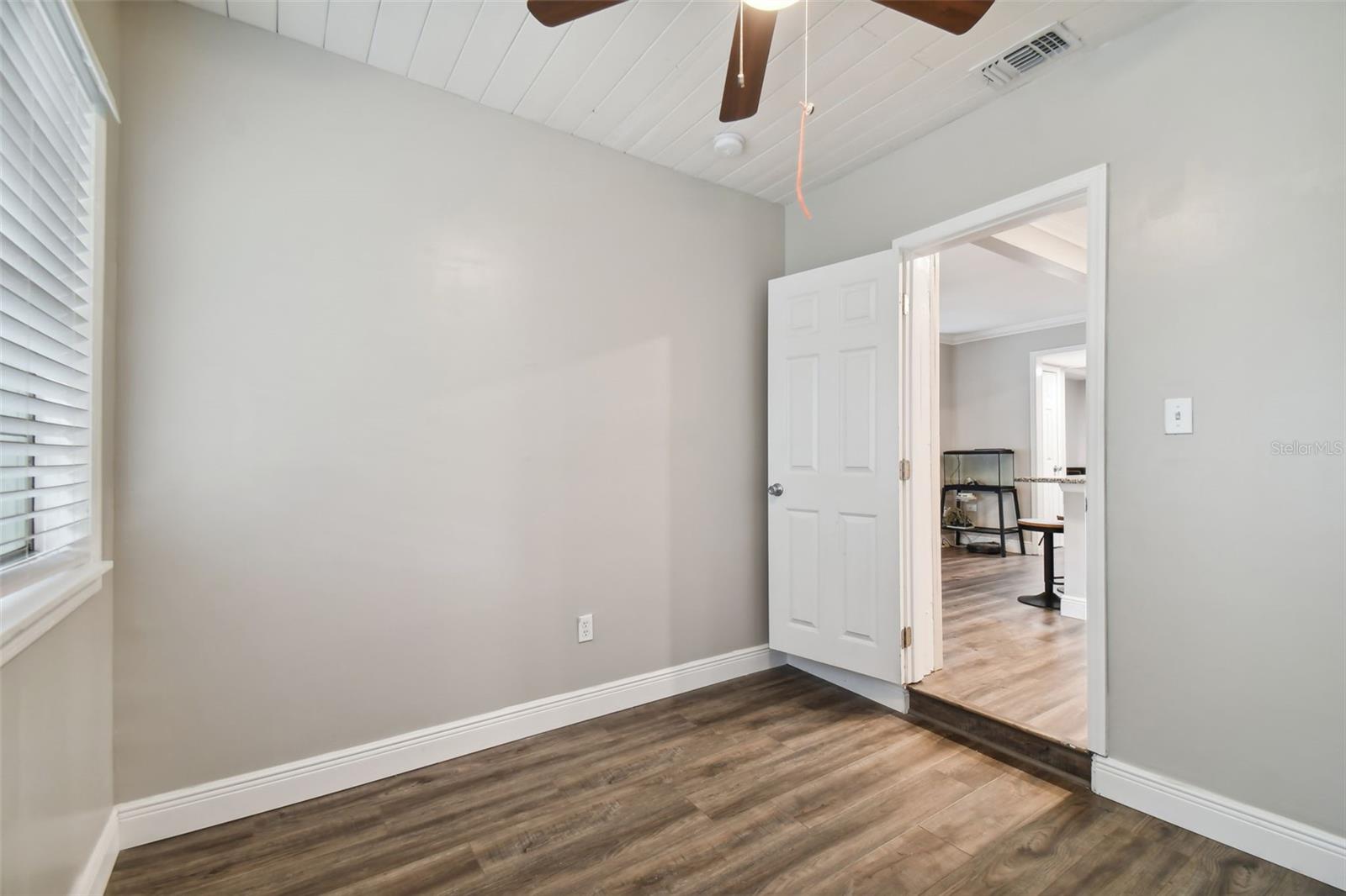 1715 W FOLLOWTHRU DRIVE