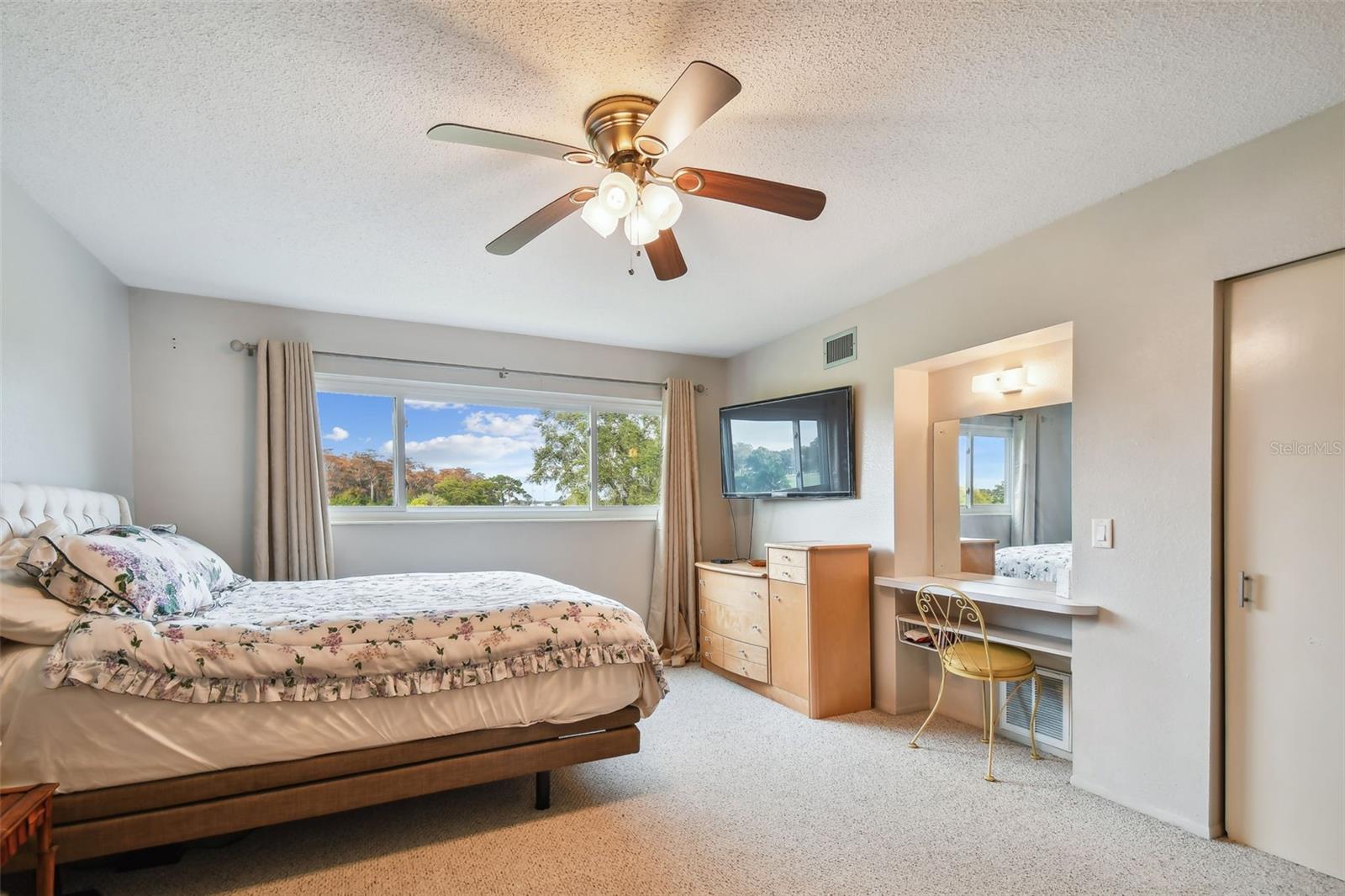 2460 FRANCISCAN DRIVE Unit: 104