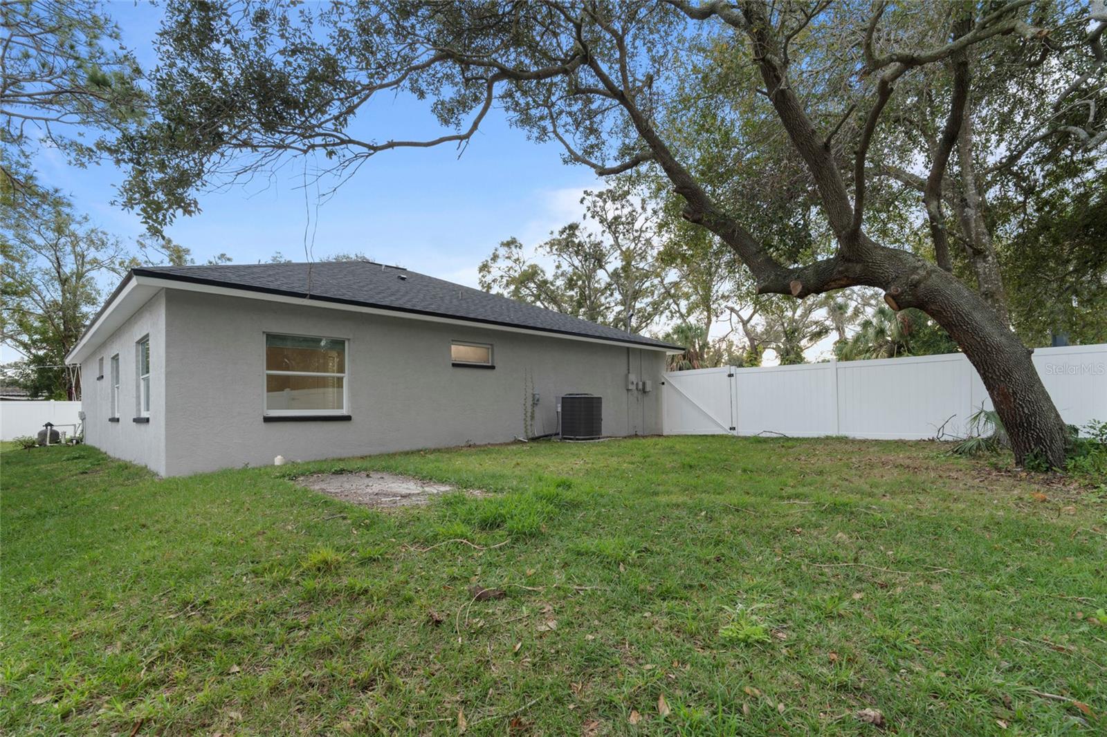 4803 VICTORIA AVENUE