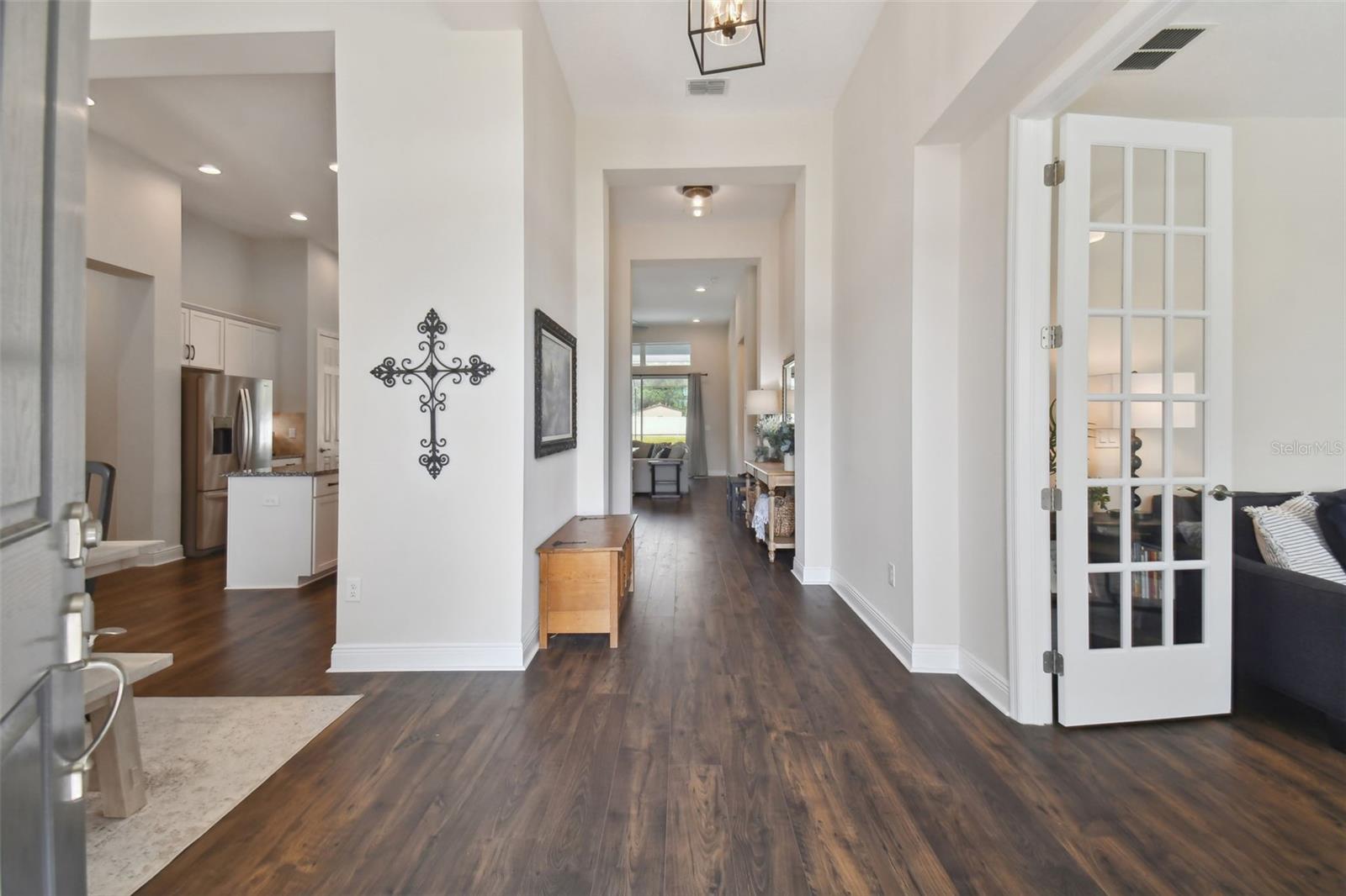 9827 CABERNET AVE