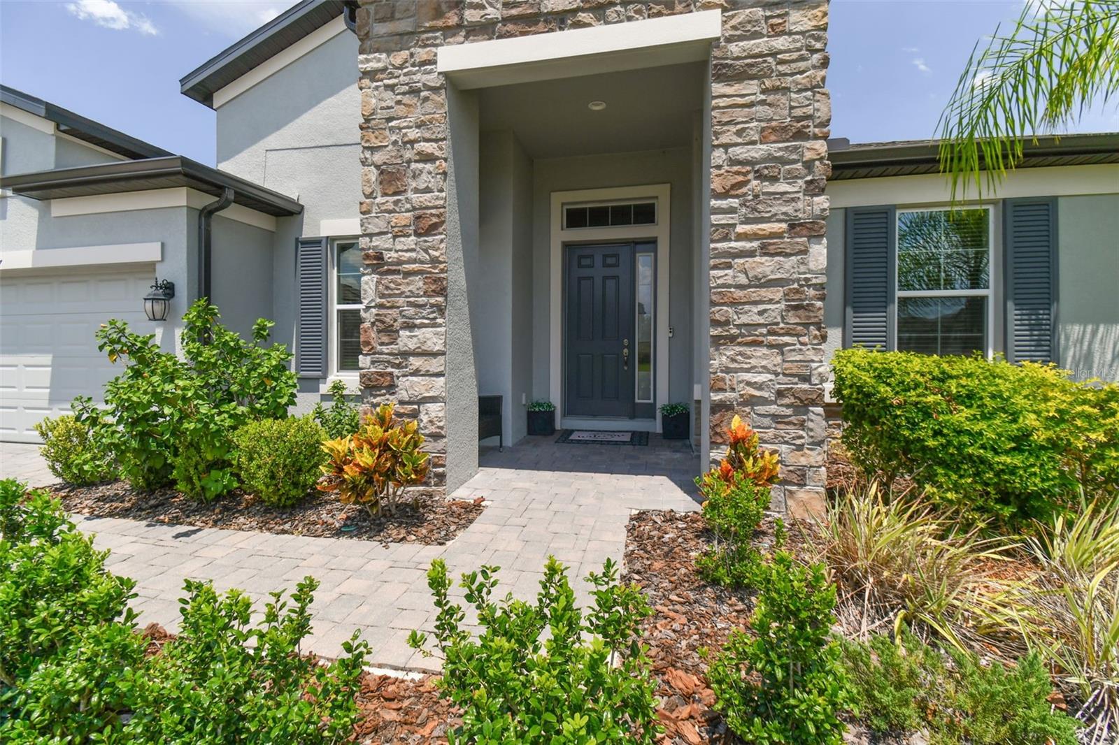 9827 CABERNET AVE