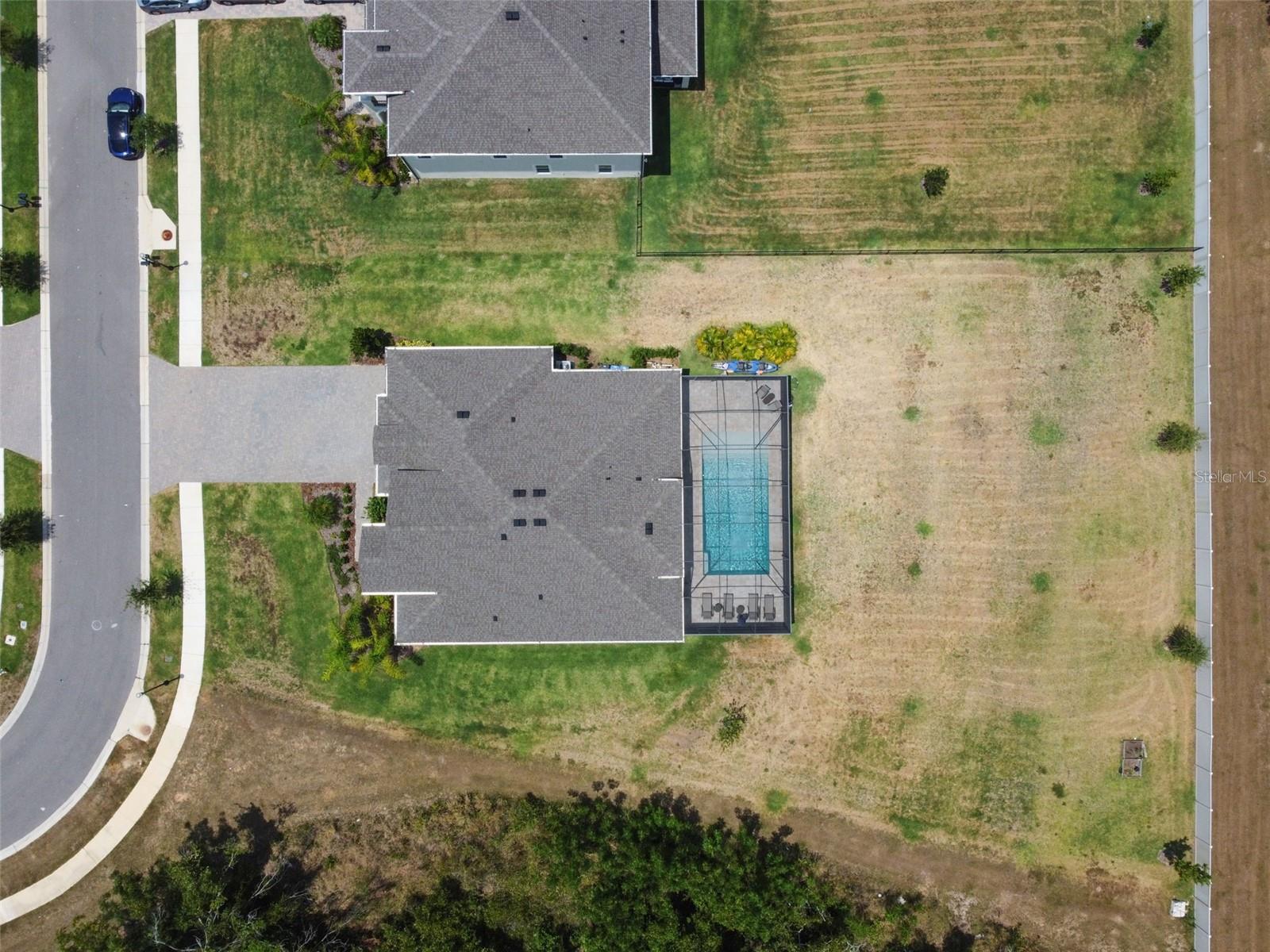 9827 CABERNET AVE