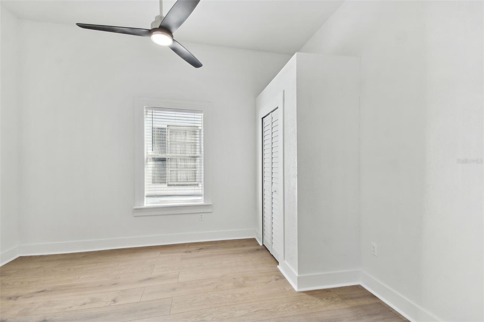 1106 W LA SALLE ST