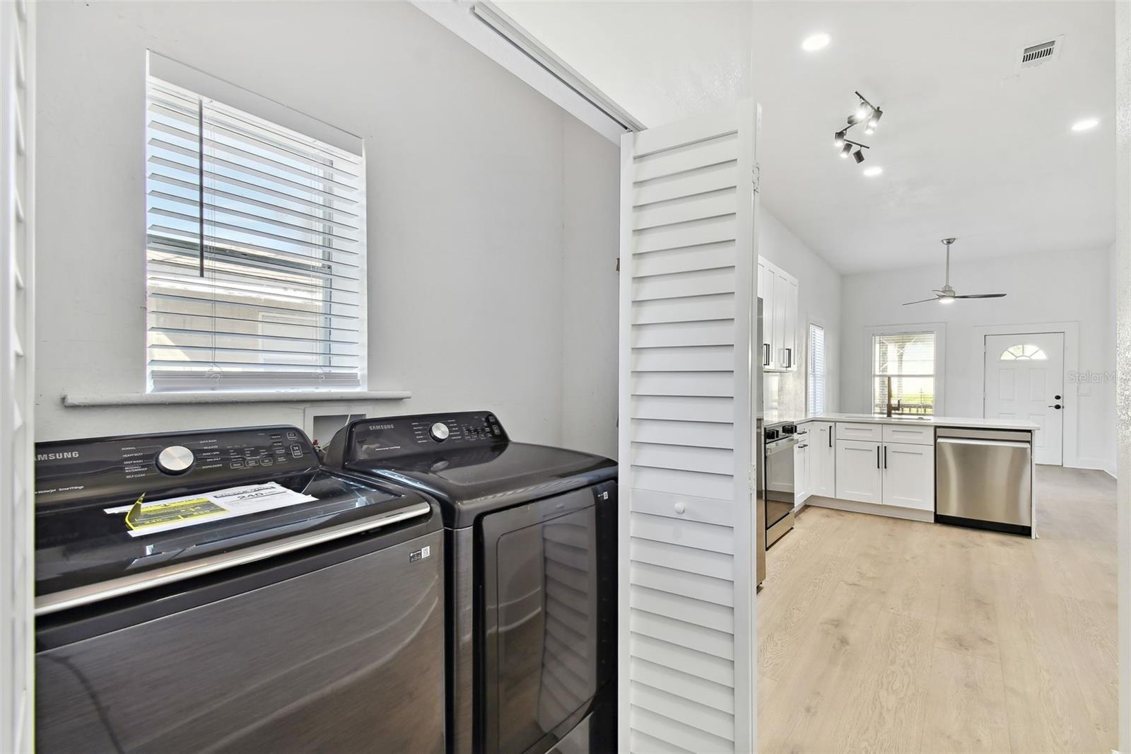 1106 W LA SALLE ST