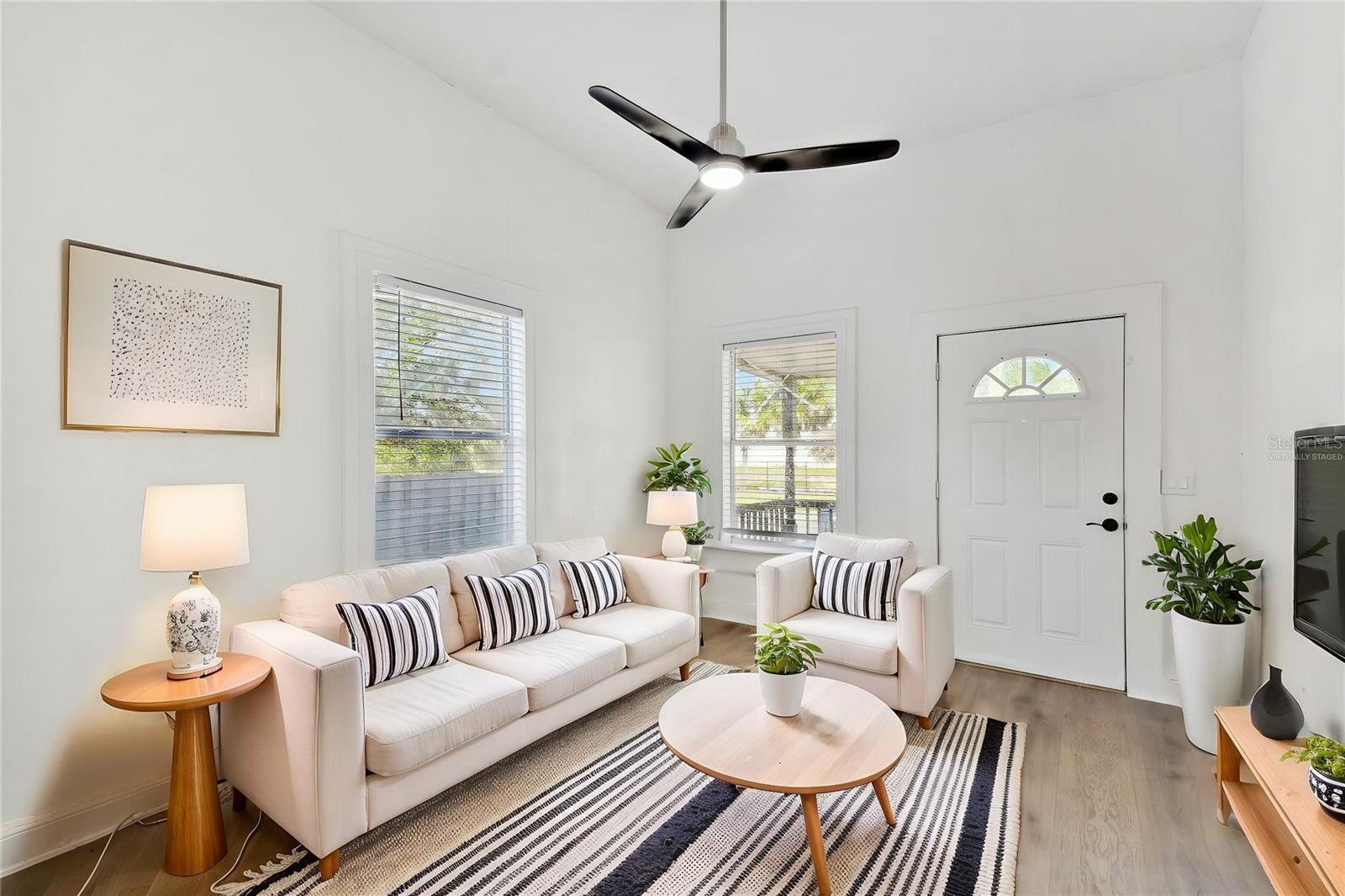 1106 W LA SALLE ST