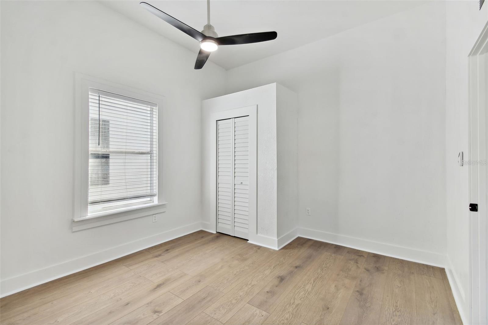 1106 W LA SALLE ST