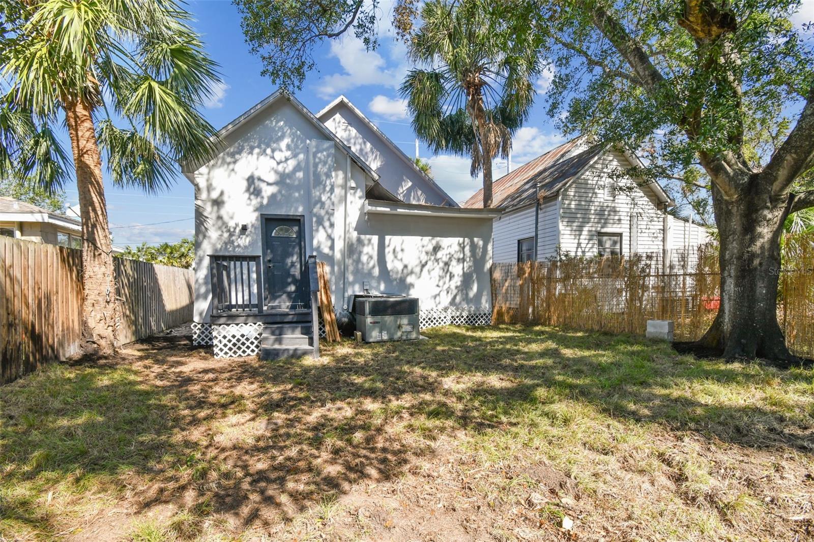1106 W LA SALLE ST