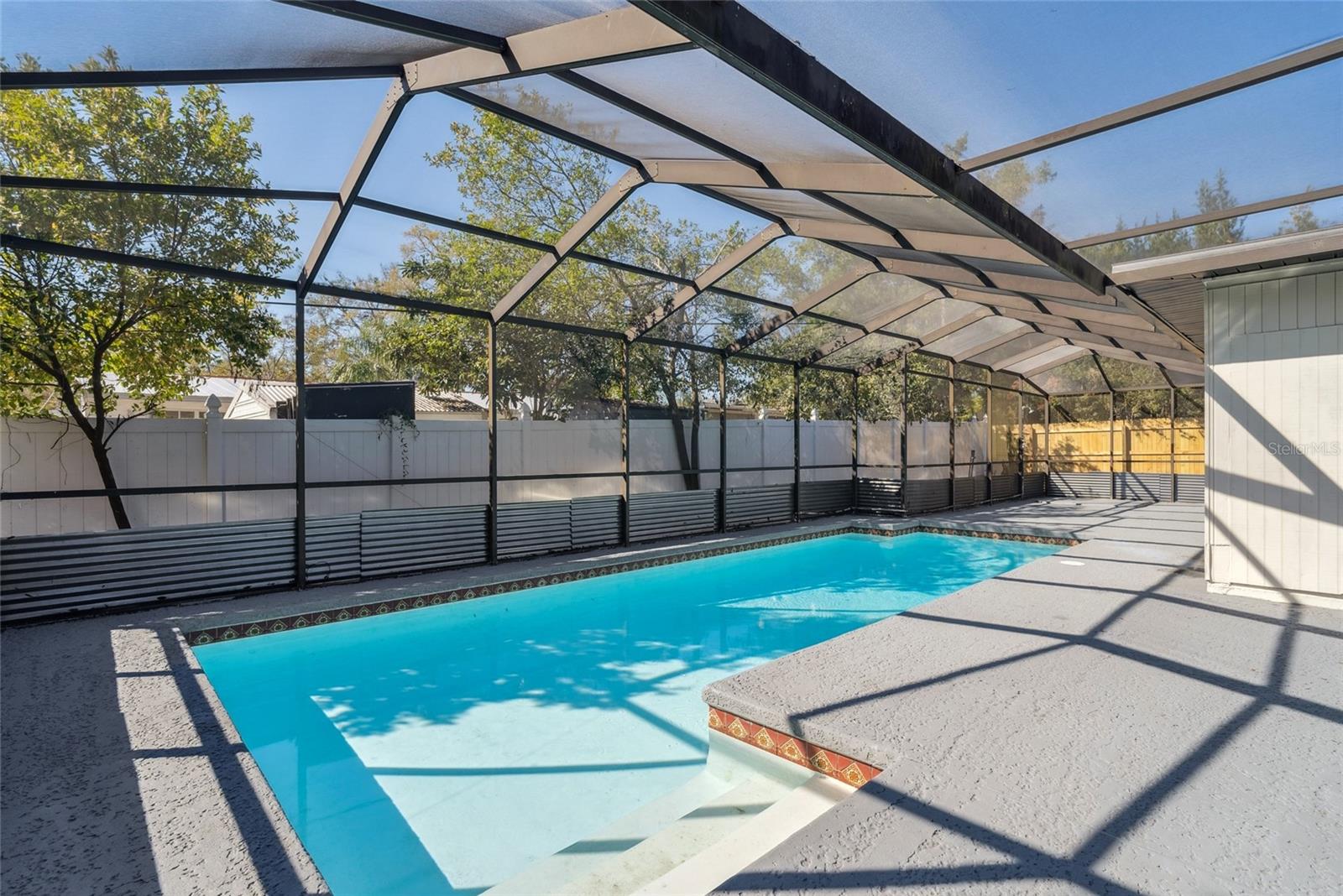 205 MISSION HILLS AVE