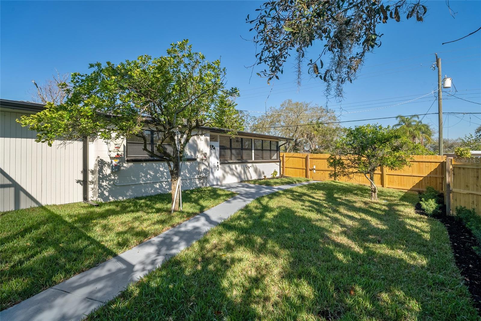 205 MISSION HILLS AVE