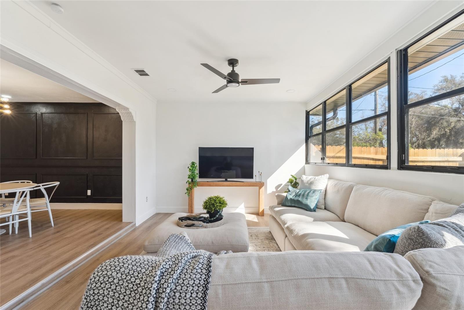 205 MISSION HILLS AVE