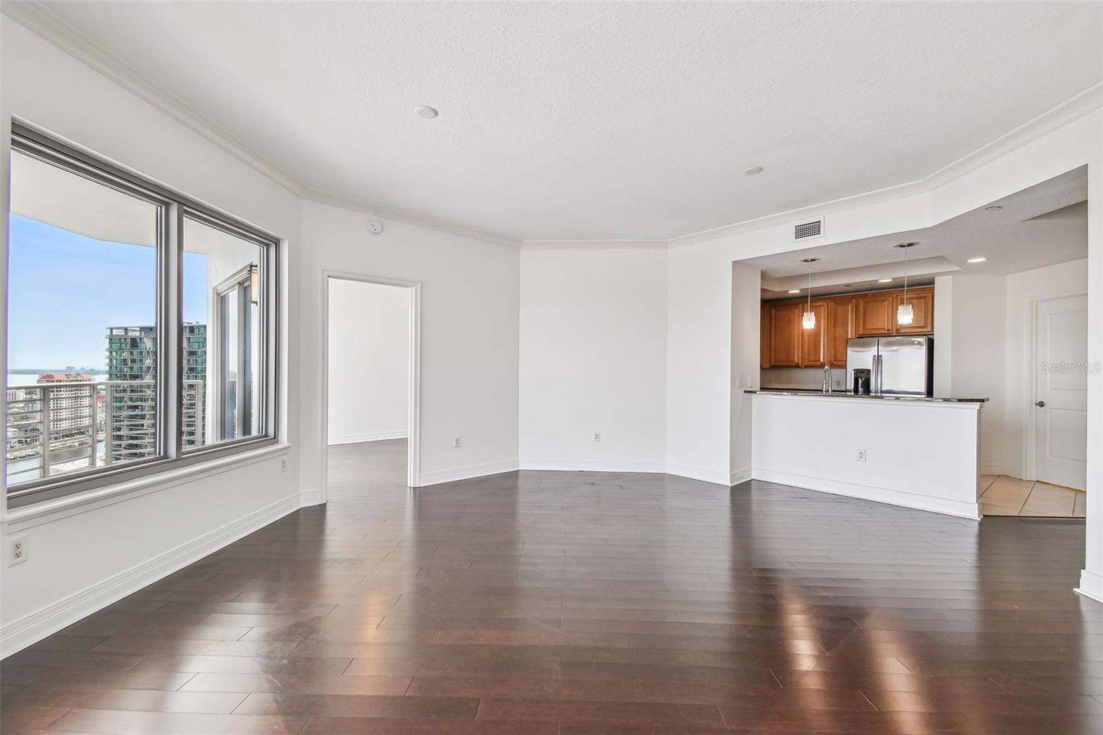 1209 E CUMBERLAND AVE #2406