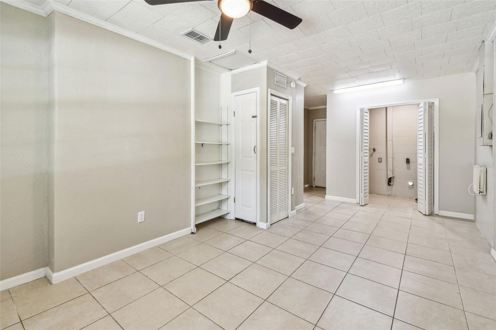 1320 OAK VALLEY DR