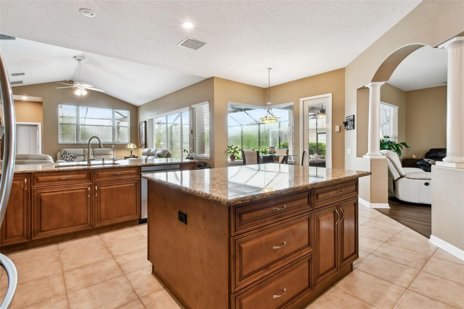 5507 GARDEN ARBOR DR