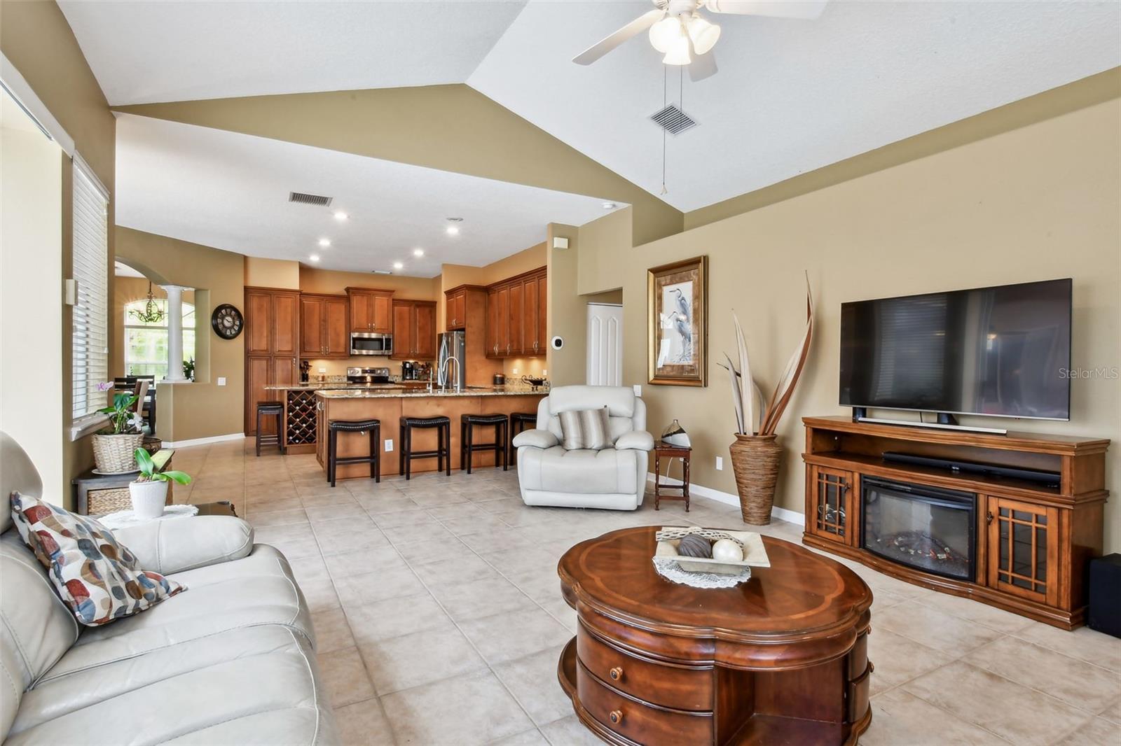 5507 GARDEN ARBOR DR