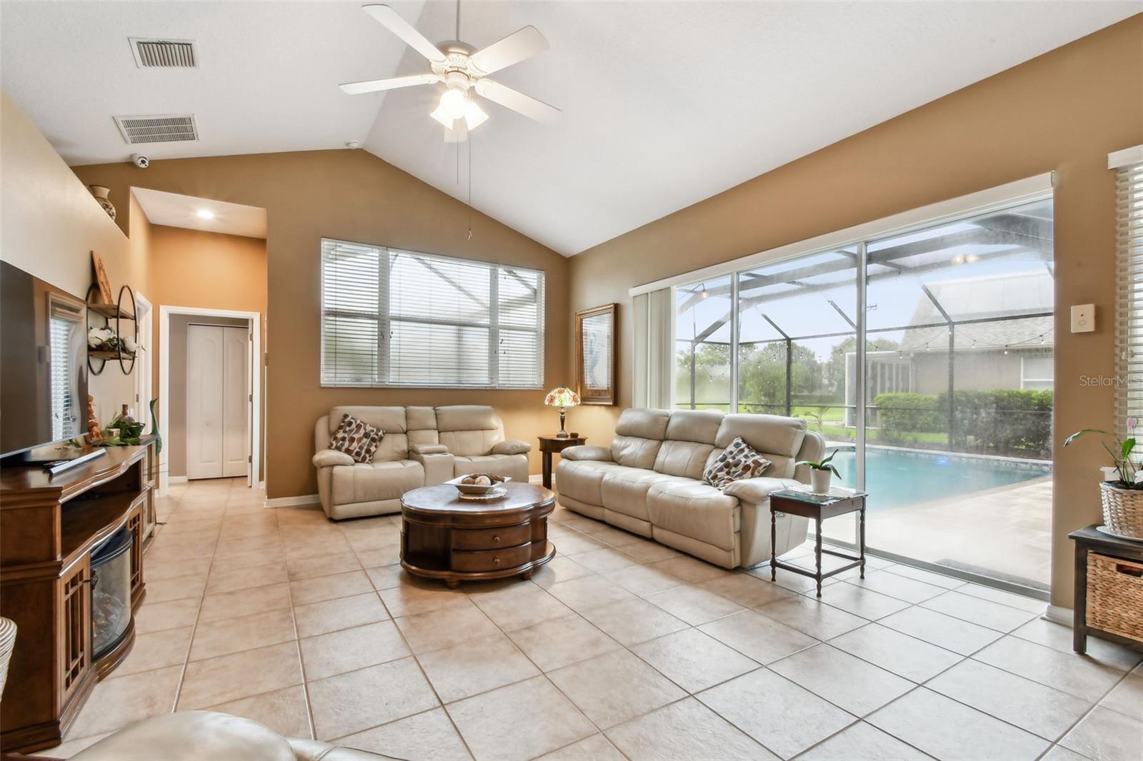 5507 GARDEN ARBOR DR