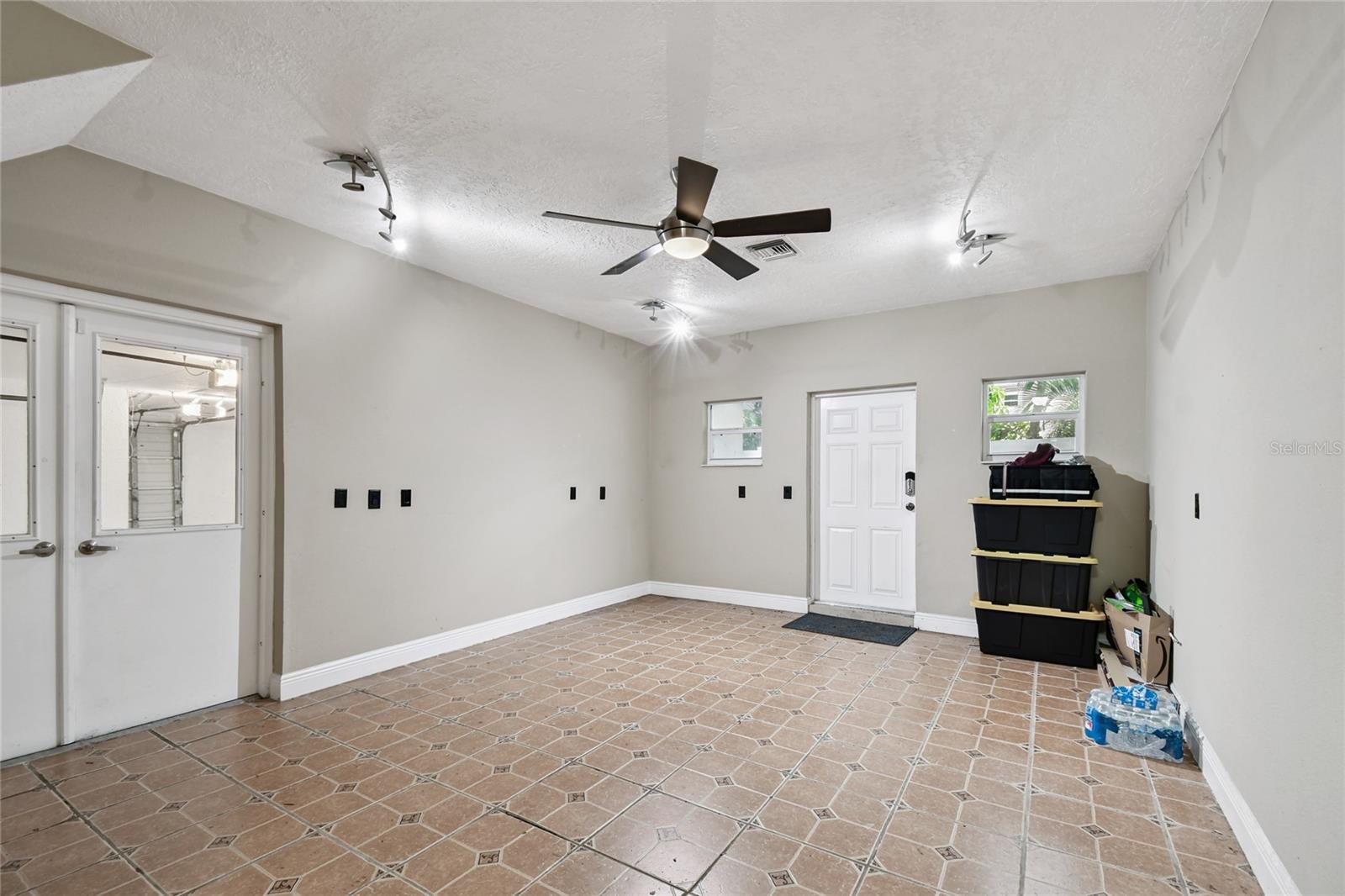 1948 BELLEAIR RD