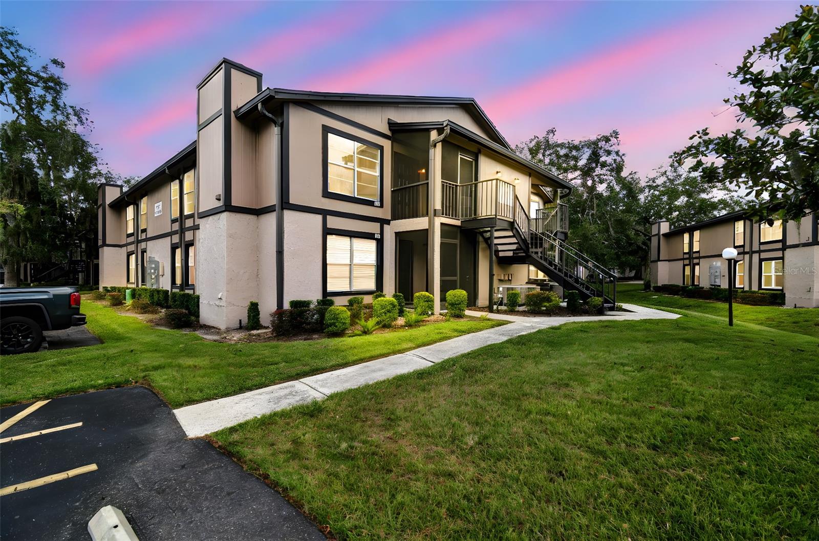 4013 DREAM OAK PL #202