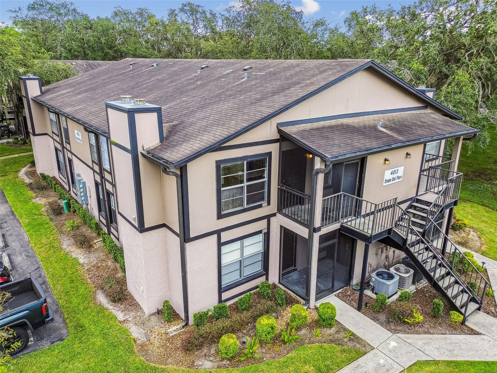 4013 DREAM OAK PL #202