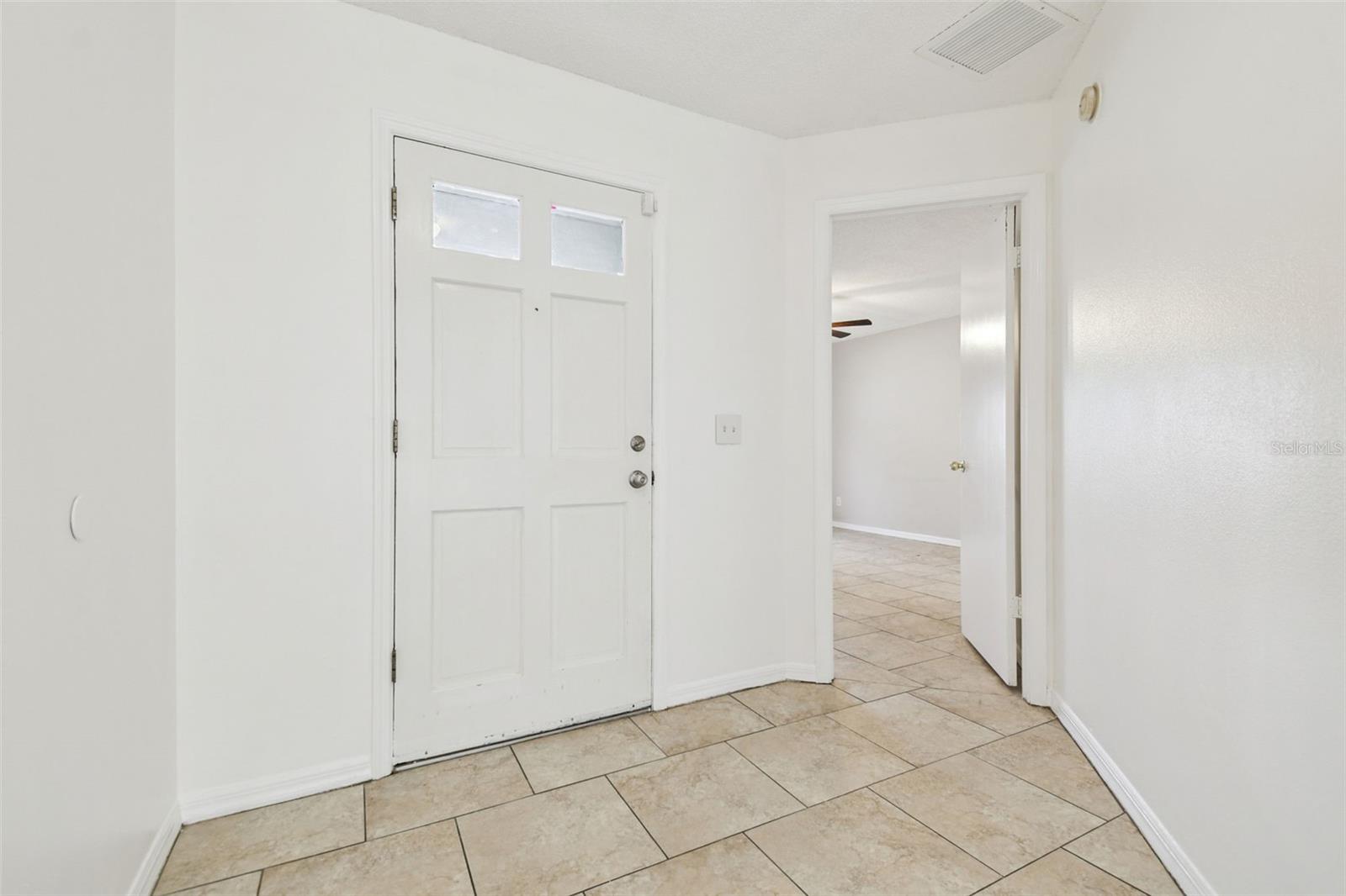 10039 CEDAR DUNE DR