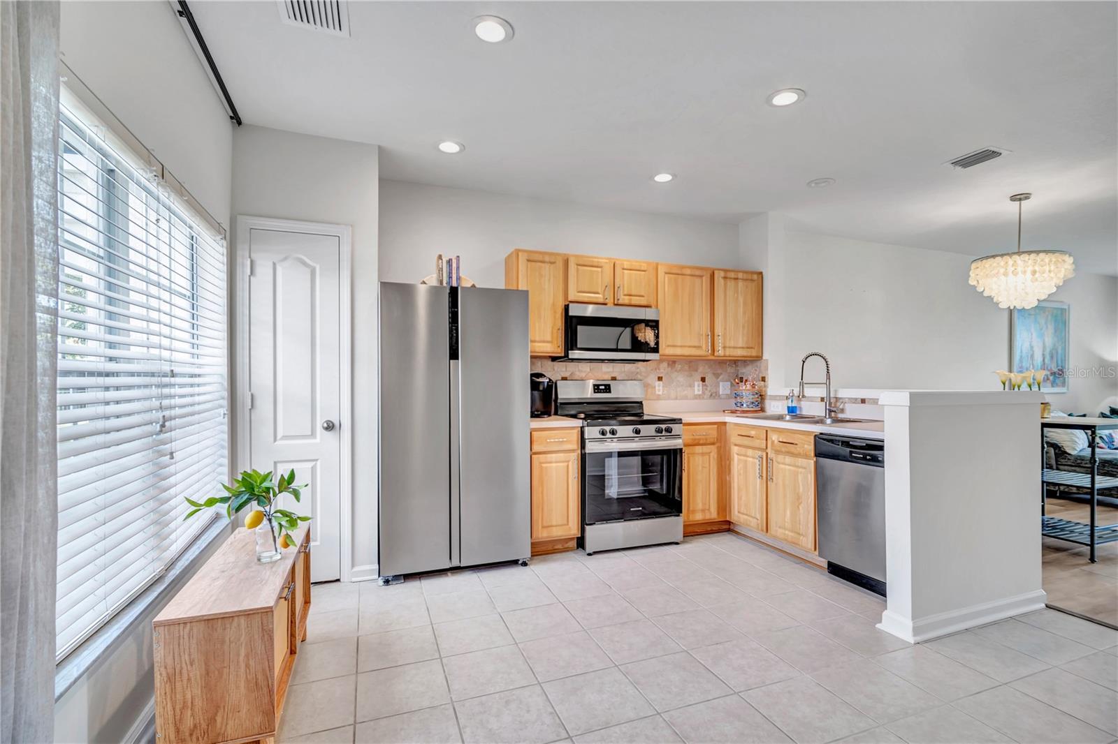 10169 BESSEMER POND CT