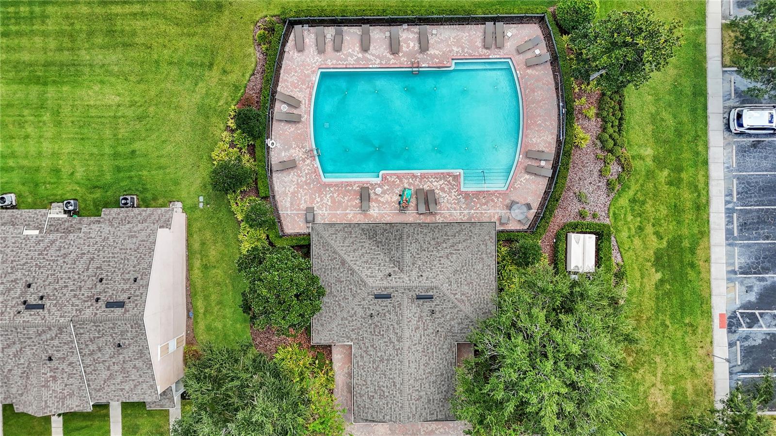 10169 BESSEMER POND CT