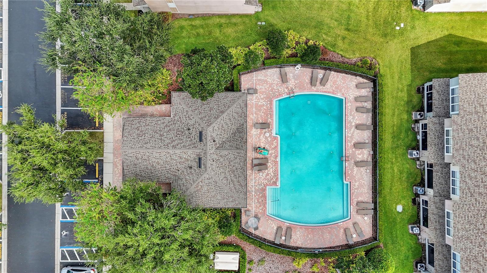 10169 BESSEMER POND CT
