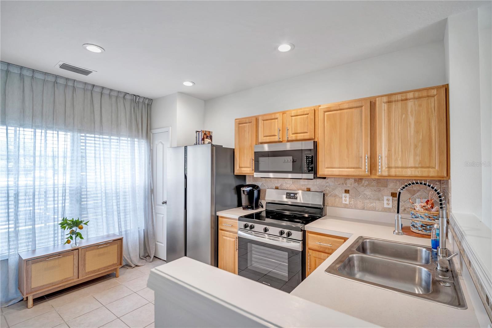 10169 BESSEMER POND CT