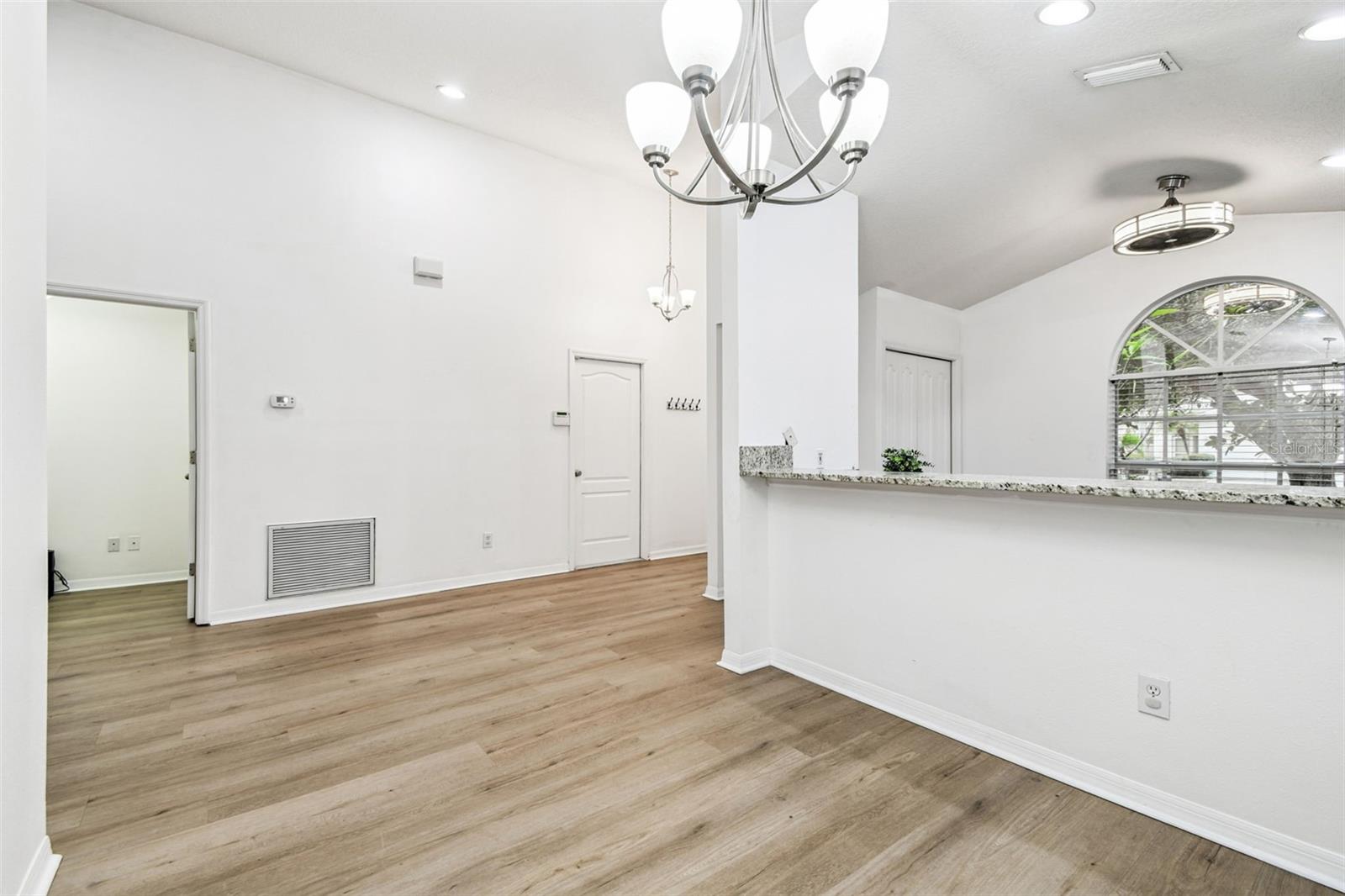 7608 HAMPSHIRE GARDEN PL