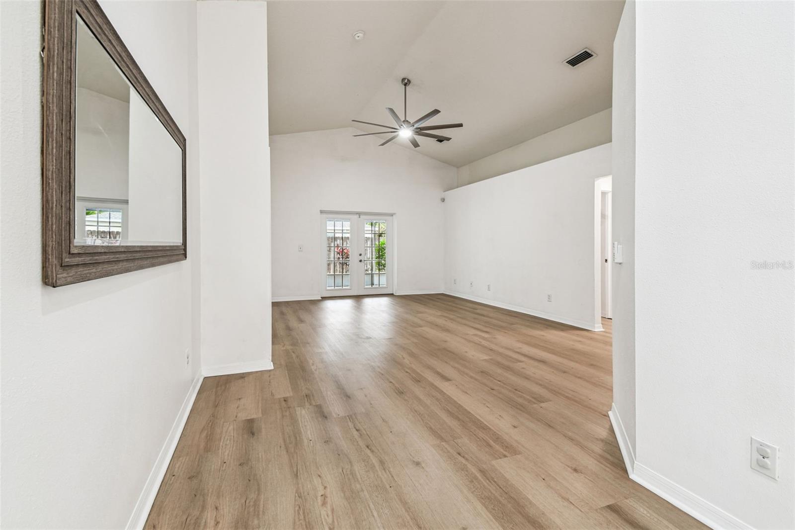 7608 HAMPSHIRE GARDEN PL