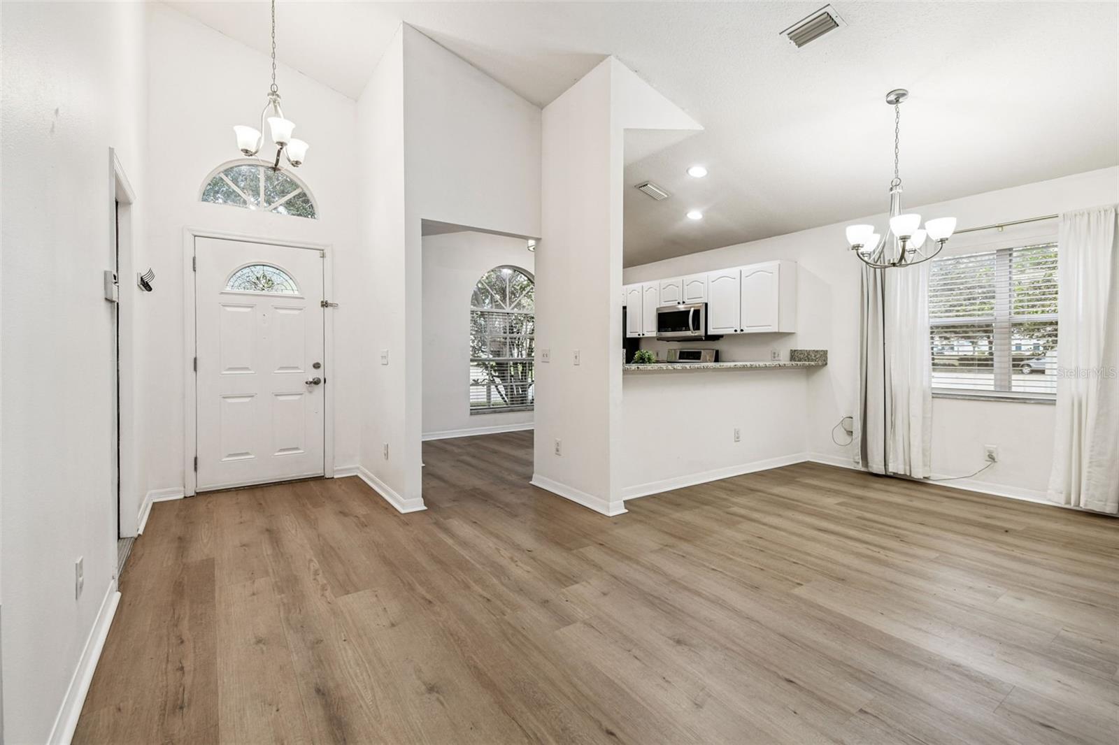 7608 HAMPSHIRE GARDEN PL