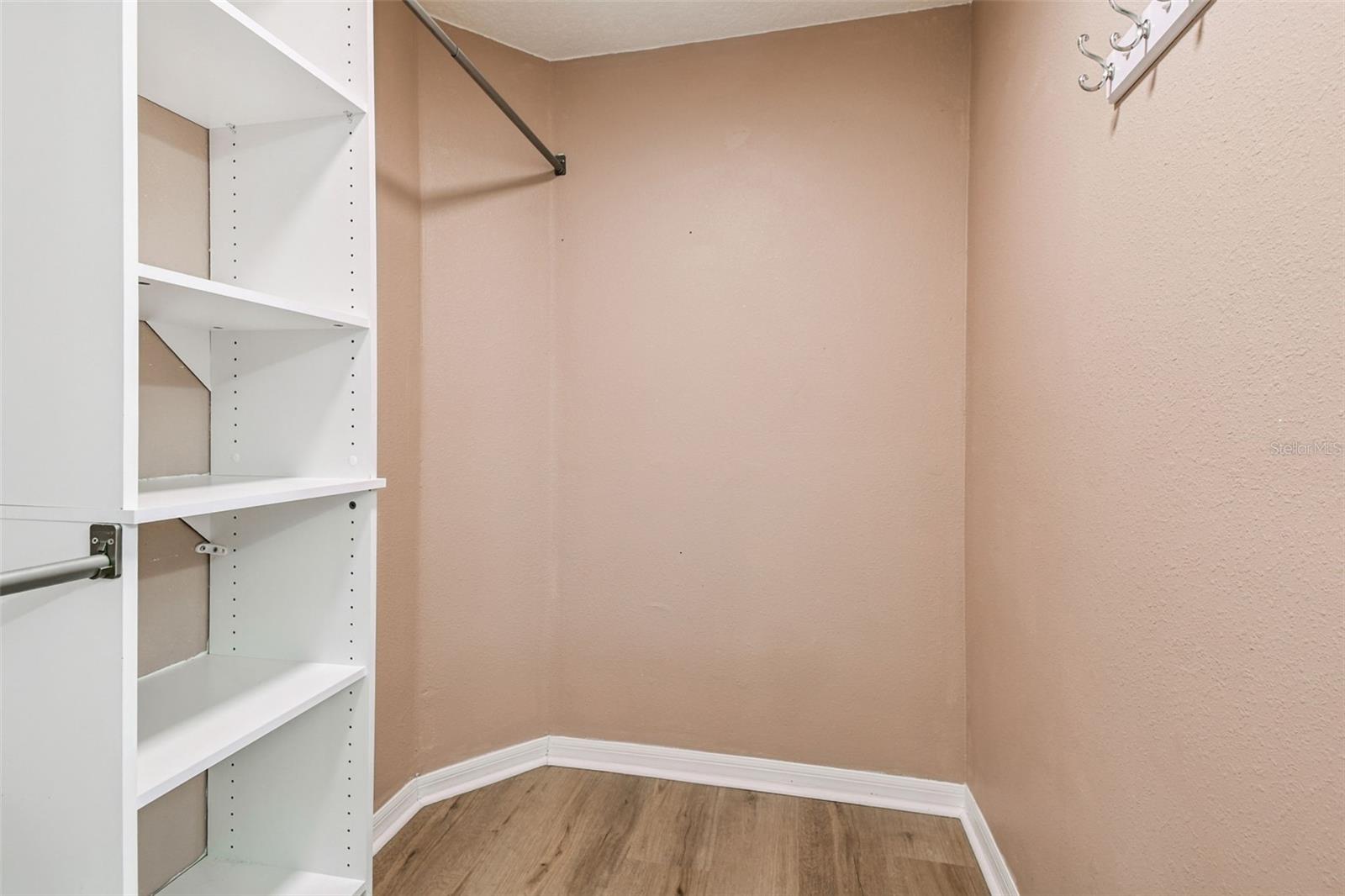 7608 HAMPSHIRE GARDEN PL