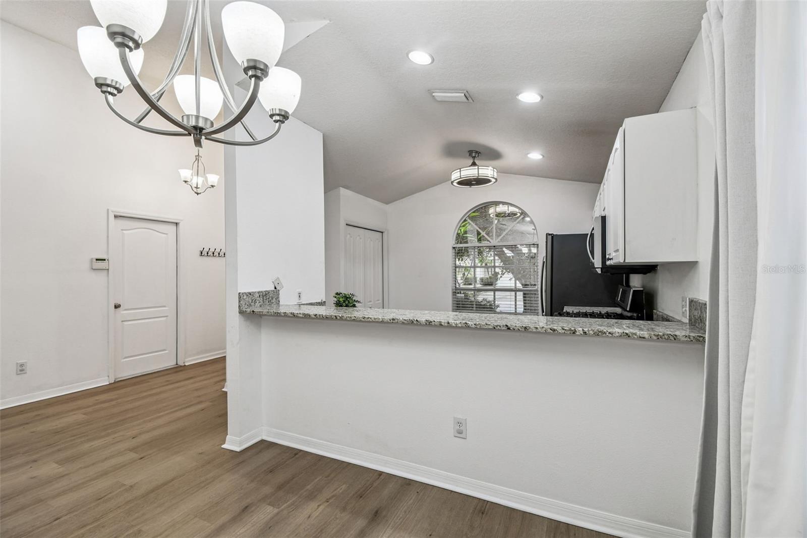 7608 HAMPSHIRE GARDEN PL