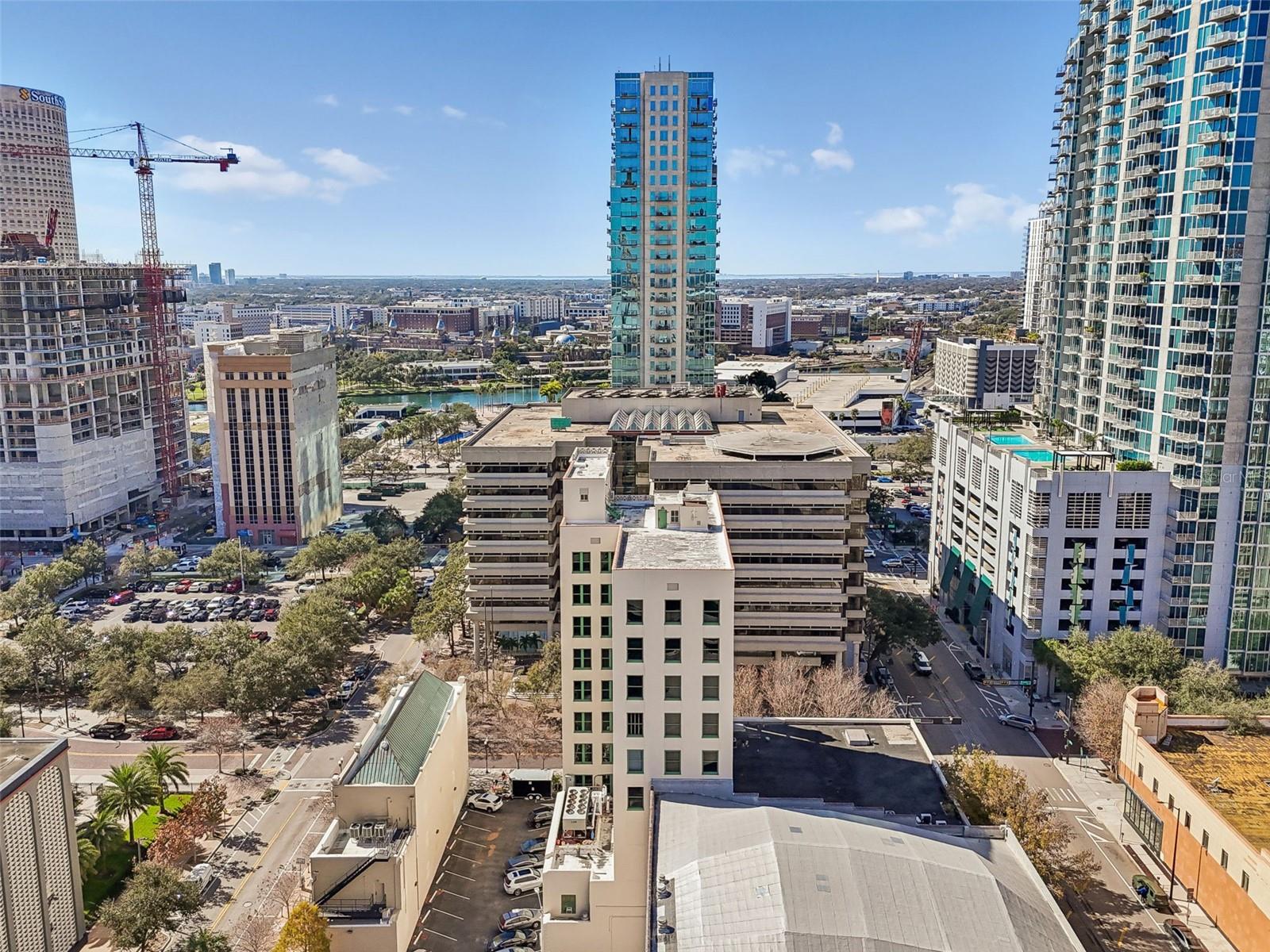 707 N FRANKLIN ST #6