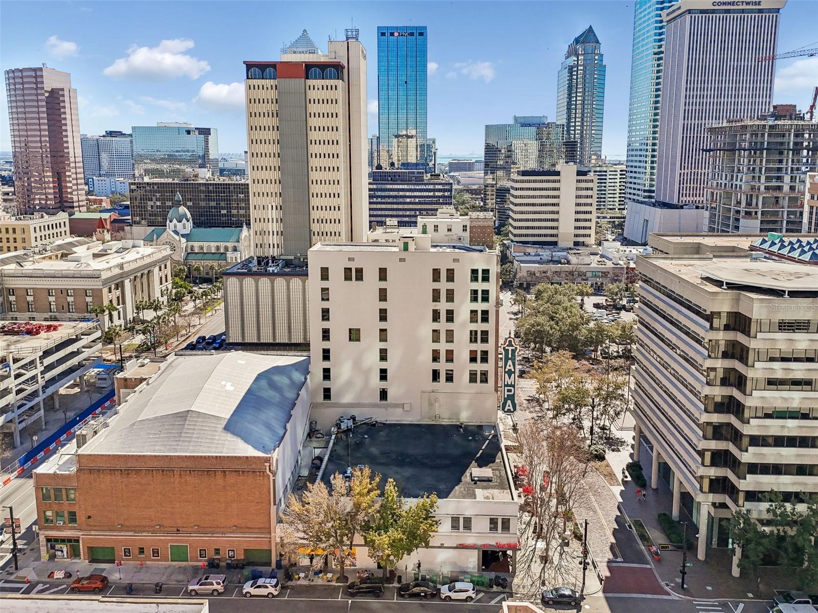 707 N FRANKLIN ST #6