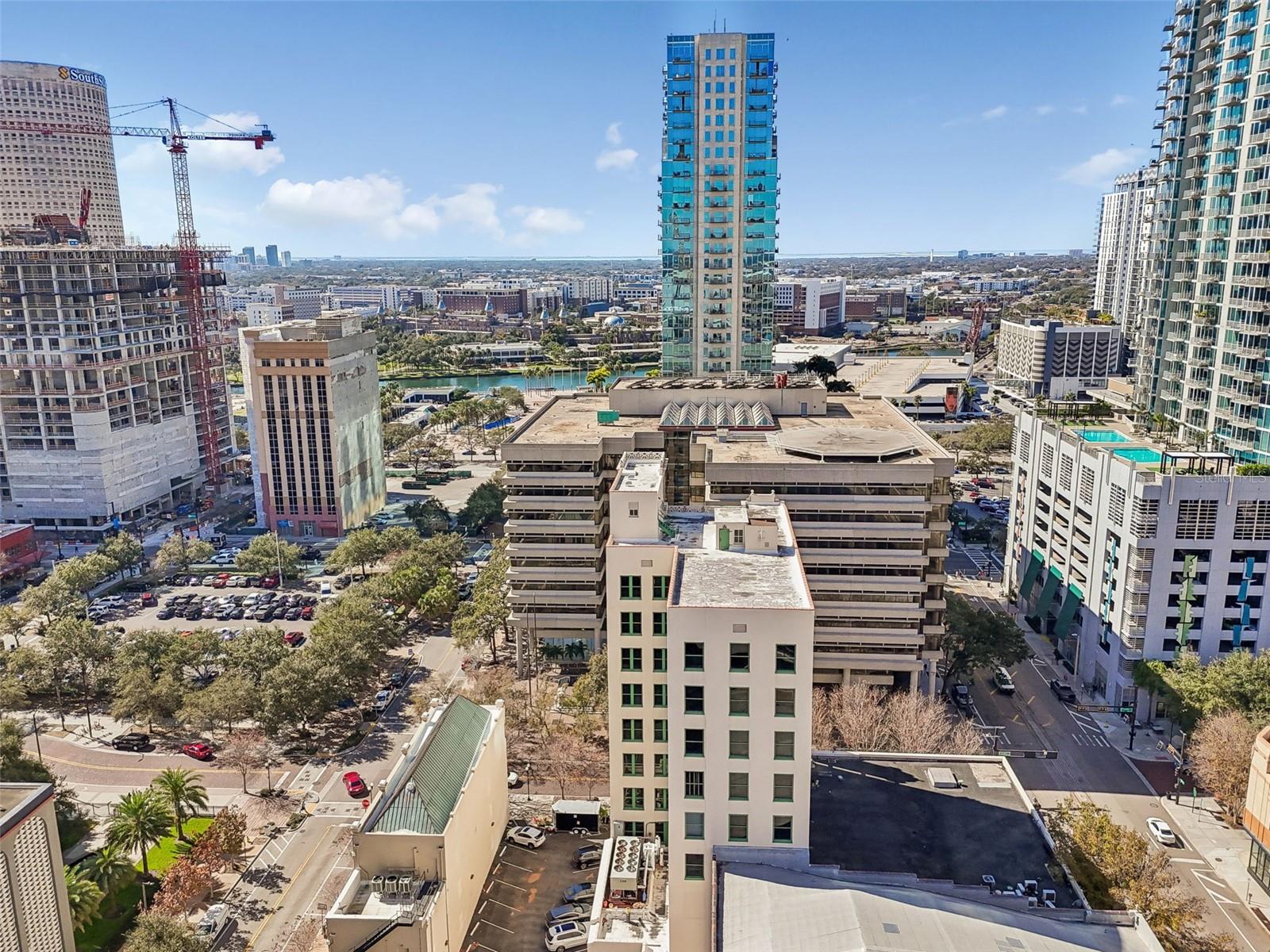 707 N FRANKLIN ST #6