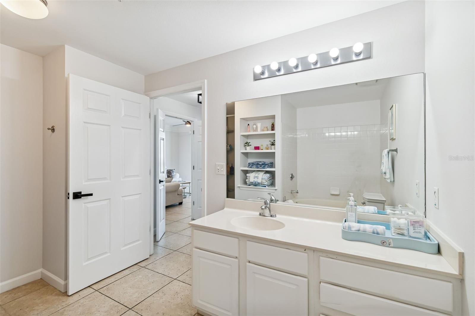 345 BAYSHORE BLVD #906